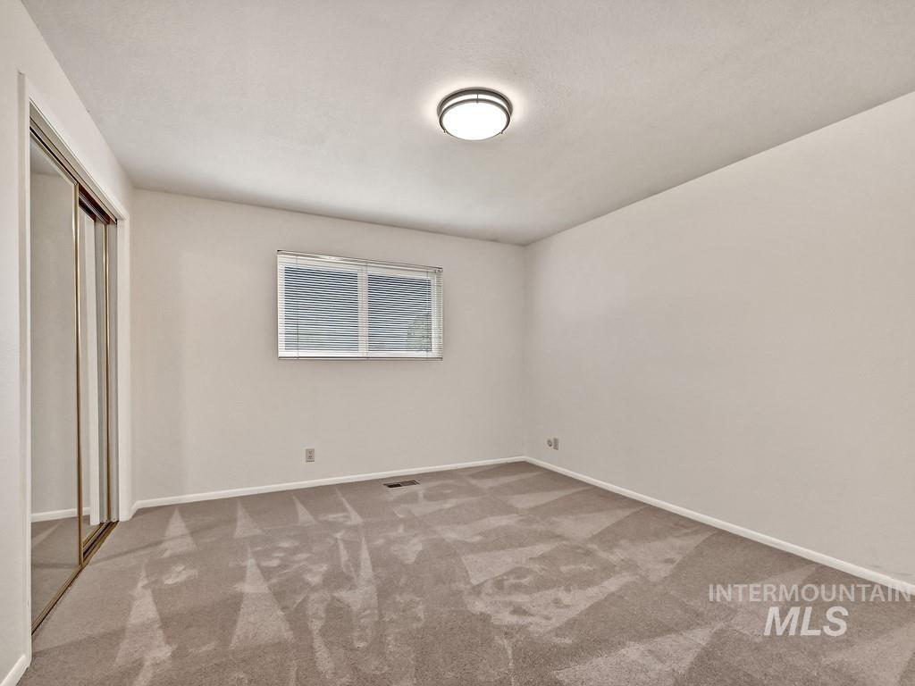 1945 S Mayflower, Boise, Idaho 83709, 5 Bedrooms, 3.5 Bathrooms, Residential For Sale, Price $969,900, 98999525