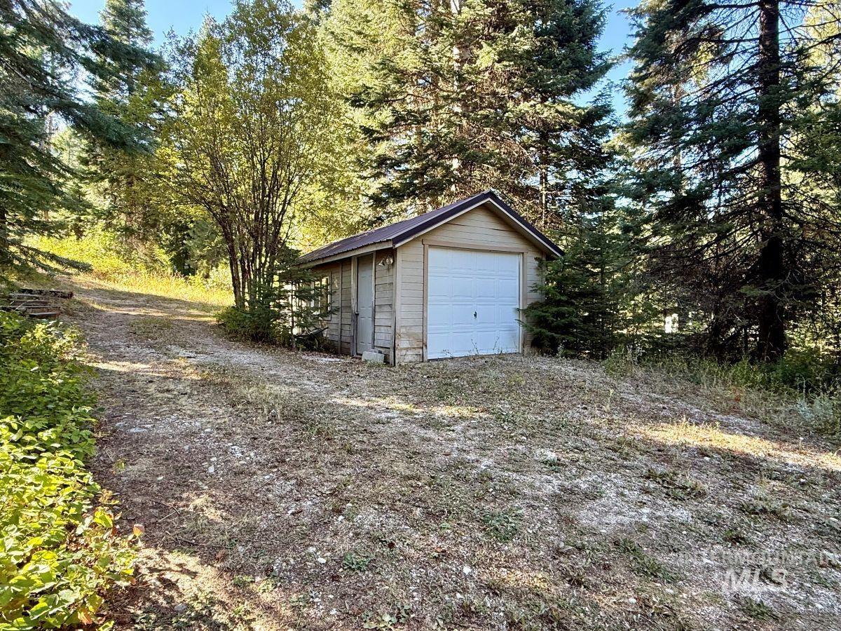 427 Doriann Drive, Cascade, Idaho 83611, 2 Bedrooms, 1 Bathroom, Residential For Sale, Price $149,000, 98999527