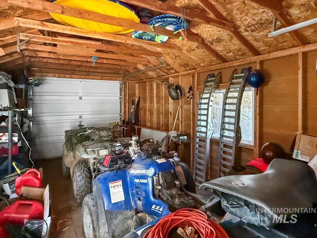427 Doriann Drive, Cascade, Idaho 83611, 2 Bedrooms, 1 Bathroom, Residential For Sale, Price $149,000, 98999527