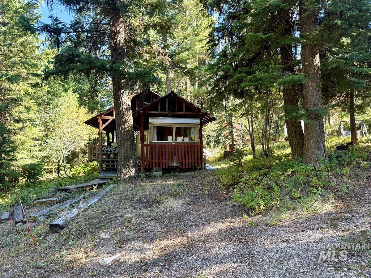 427 Doriann Drive, Cascade, Idaho 83611, 2 Bedrooms, 1 Bathroom, Residential For Sale, Price $149,000, 98999527