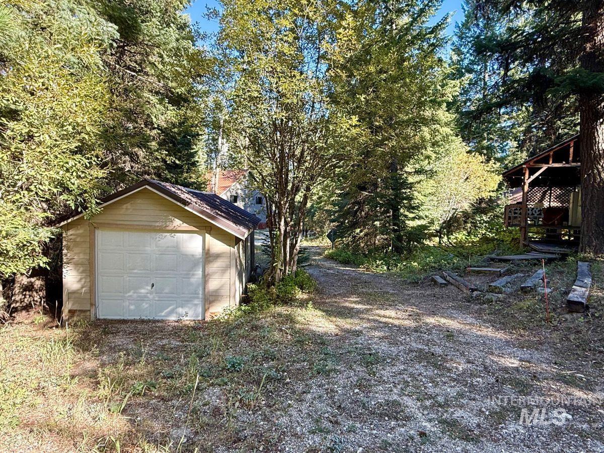 427 Doriann Drive, Cascade, Idaho 83611, 2 Bedrooms, 1 Bathroom, Residential For Sale, Price $149,000, 98999527