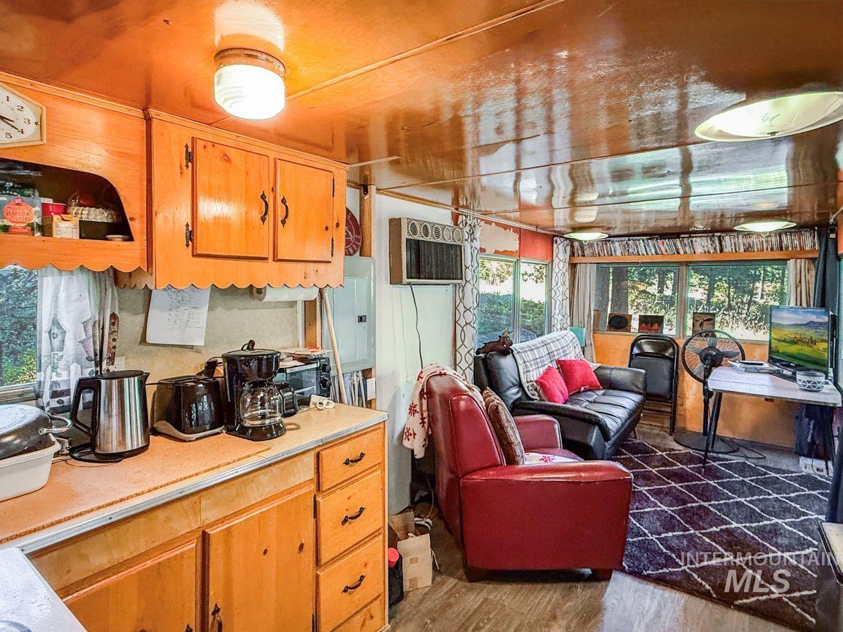 427 Doriann Drive, Cascade, Idaho 83611, 2 Bedrooms, 1 Bathroom, Residential For Sale, Price $149,000, 98999527