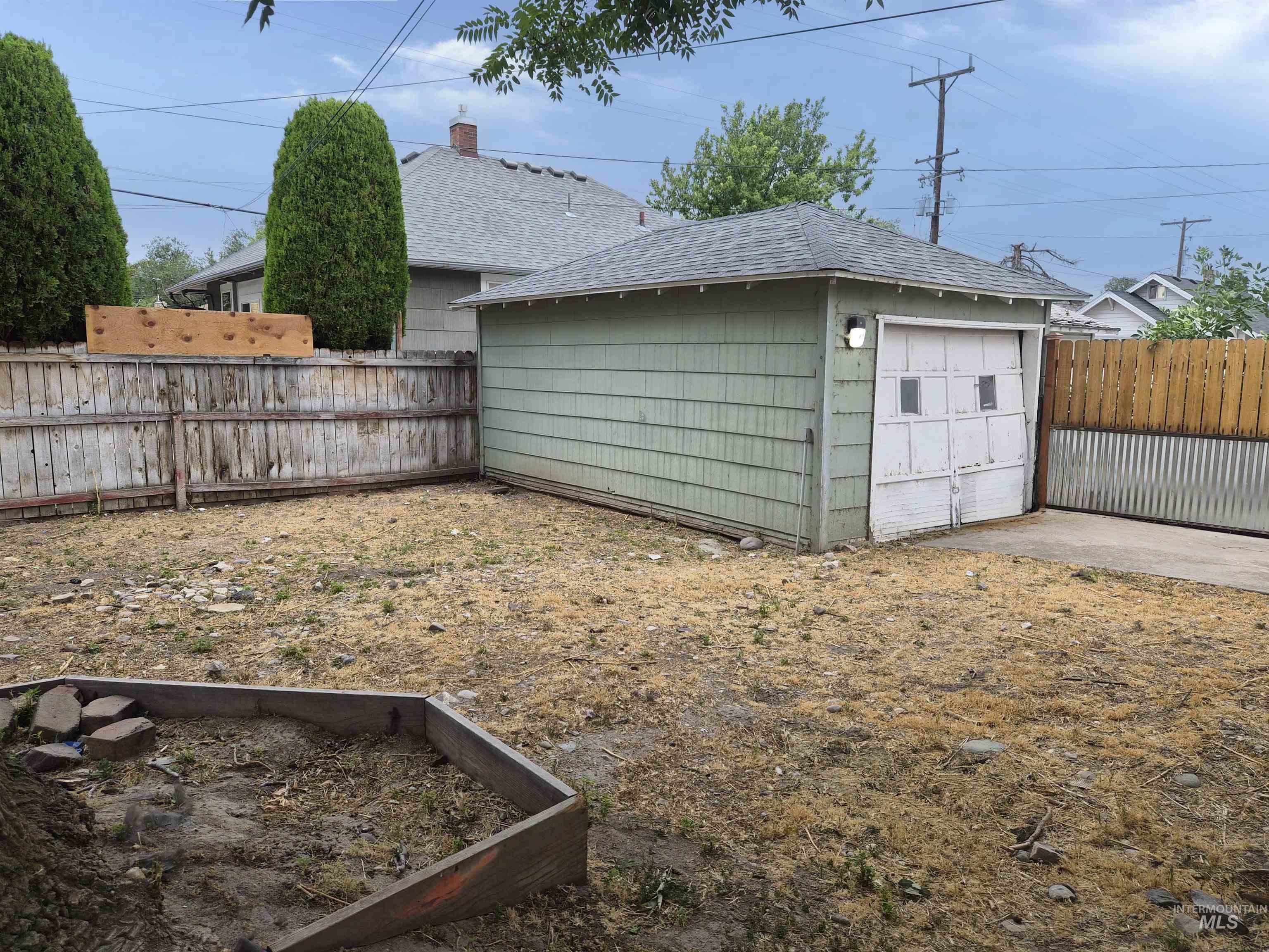 1147 N Hayes, Pocatello, Idaho 83204, 3 Bedrooms, 1 Bathroom, Residential For Sale, Price $205,000, 98999530