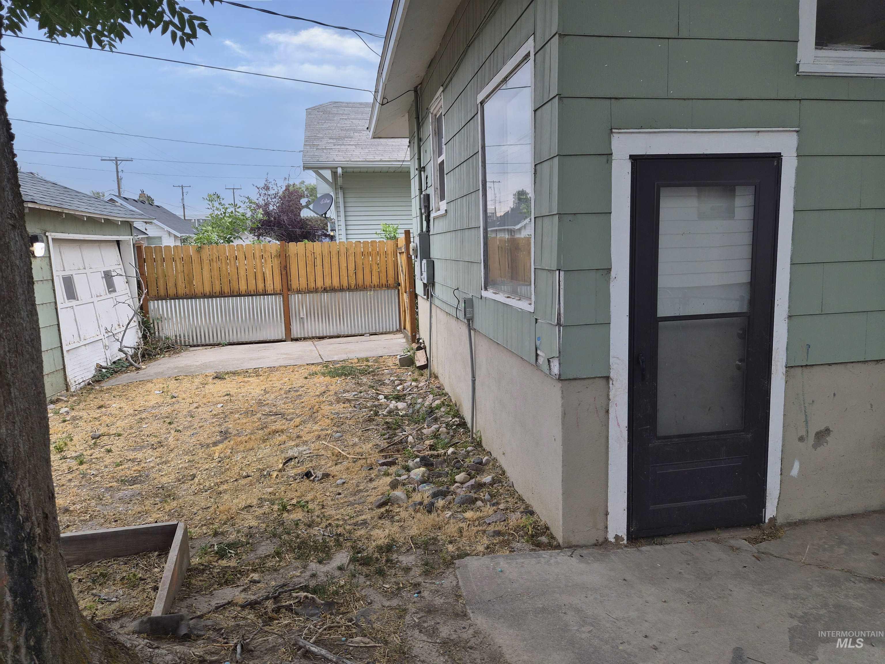 1147 N Hayes, Pocatello, Idaho 83204, 3 Bedrooms, 1 Bathroom, Residential For Sale, Price $205,000, 98999530