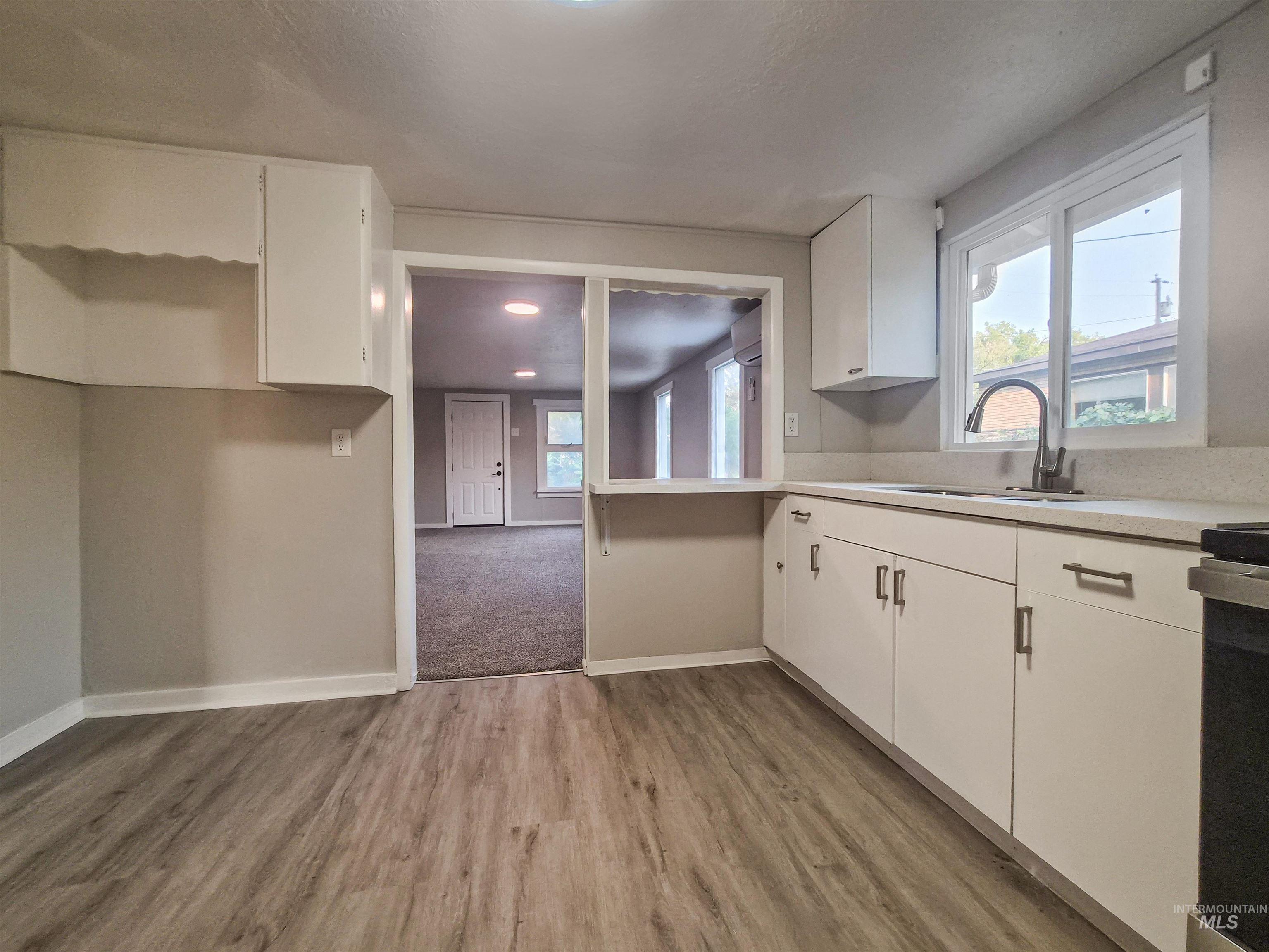 599 Jefferson St, Twin Falls, Idaho 83301, 2 Bedrooms, 1 Bathroom, Residential For Sale, Price $217,000,MLS 98999542