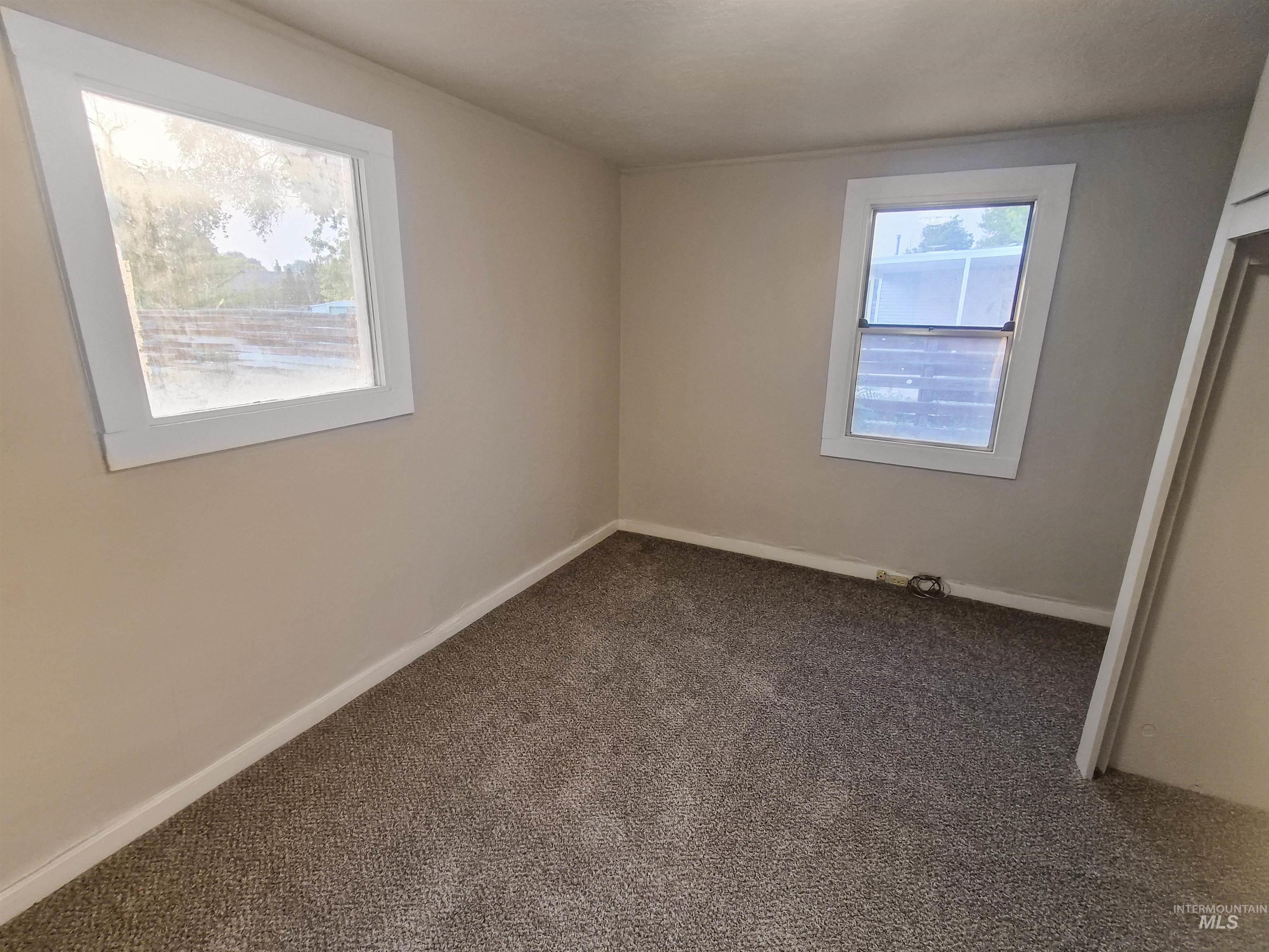 599 Jefferson St, Twin Falls, Idaho 83301, 2 Bedrooms, 1 Bathroom, Residential For Sale, Price $217,000,MLS 98999542