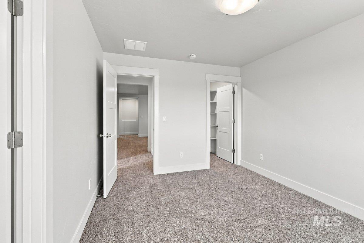 2546 E Lodge Trail Dr, Meridian, Idaho 83642, 4 Bedrooms, 4 Bathrooms, Residential For Sale, Price $991,000,MLS 98999544