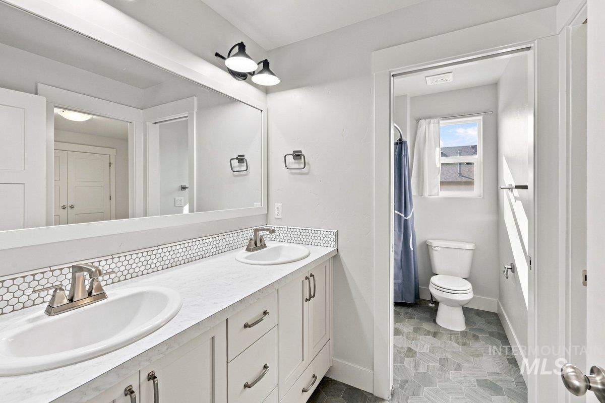 2546 E Lodge Trail Dr, Meridian, Idaho 83642, 4 Bedrooms, 4 Bathrooms, Residential For Sale, Price $991,000,MLS 98999544