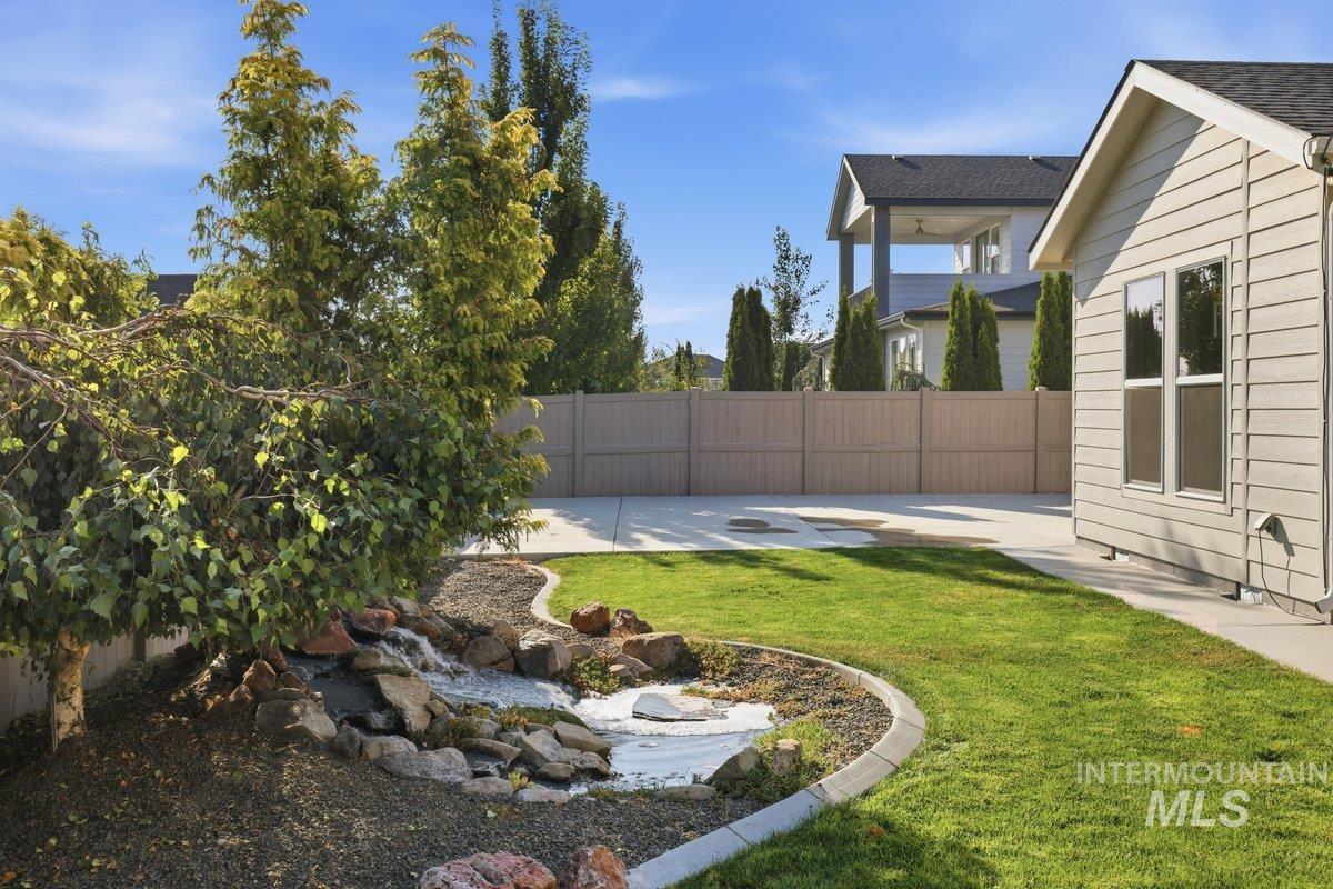 2546 E Lodge Trail Dr, Meridian, Idaho 83642, 4 Bedrooms, 4 Bathrooms, Residential For Sale, Price $991,000,MLS 98999544