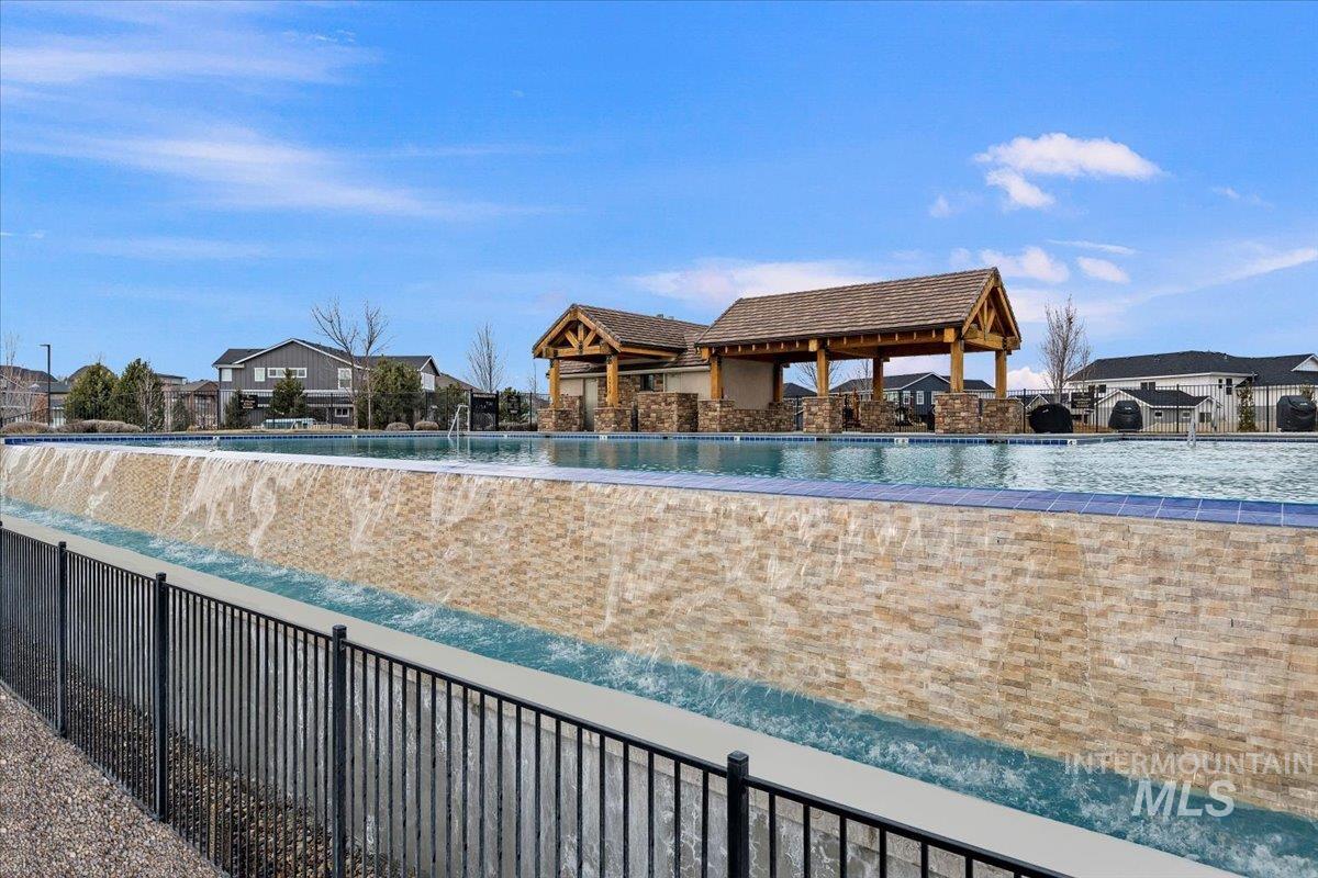 2546 E Lodge Trail Dr, Meridian, Idaho 83642, 4 Bedrooms, 4 Bathrooms, Residential For Sale, Price $991,000,MLS 98999544