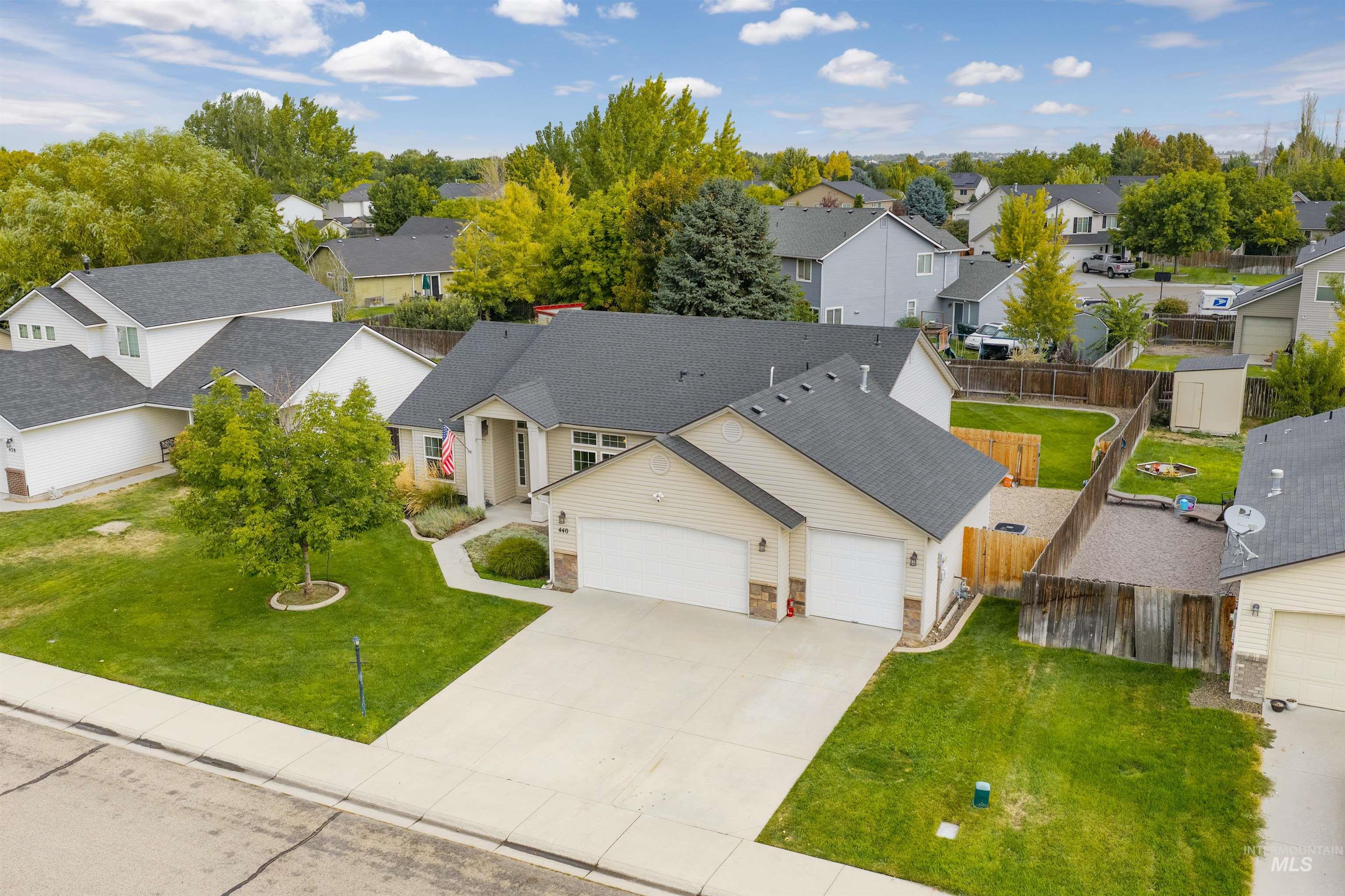 440 E Northridge Dr, Kuna, Idaho 83634, 3 Bedrooms, 2 Bathrooms, Residential For Sale, Price $430,000, 98999545