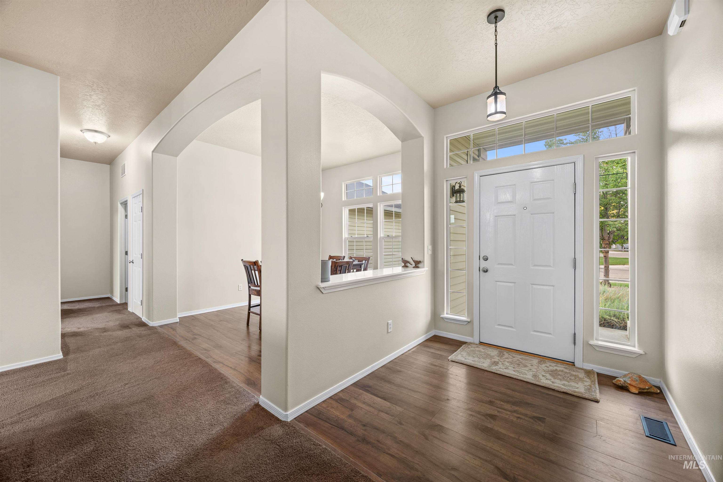 440 E Northridge Dr, Kuna, Idaho 83634, 3 Bedrooms, 2 Bathrooms, Residential For Sale, Price $430,000, 98999545