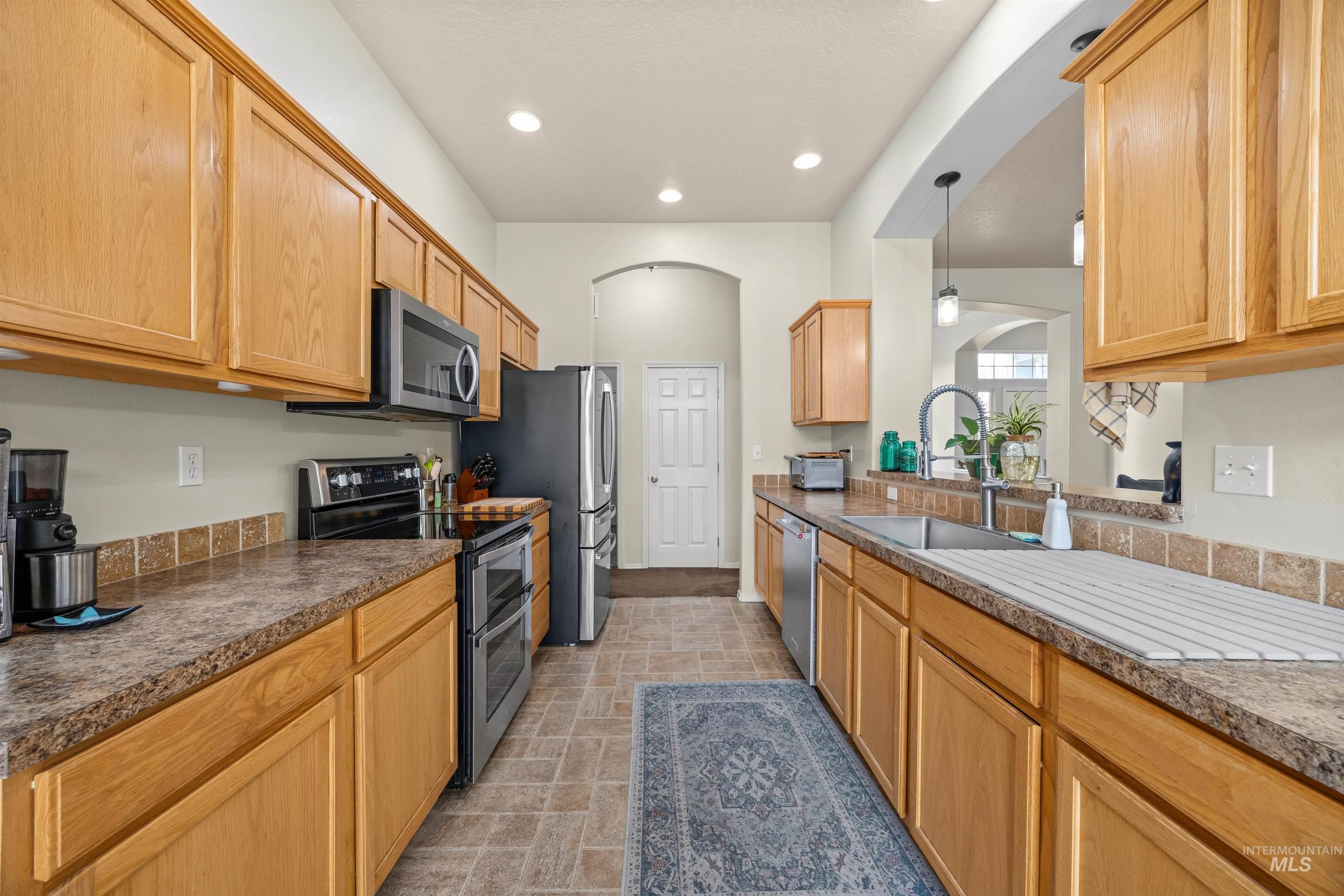 440 E Northridge Dr, Kuna, Idaho 83634, 3 Bedrooms, 2 Bathrooms, Residential For Sale, Price $430,000, 98999545