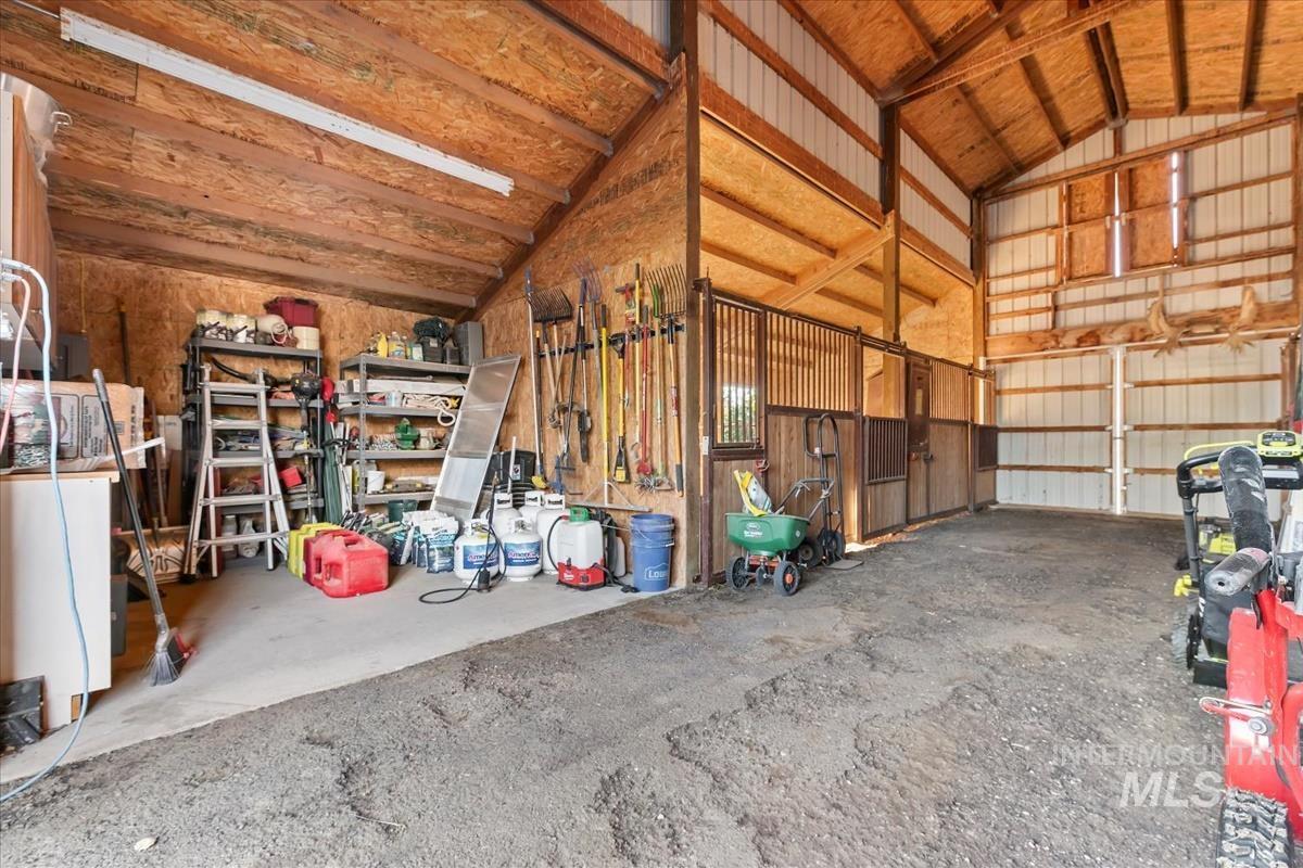 83 E Little Hawk Lane, Kuna, Idaho 83634, 5 Bedrooms, 3 Bathrooms, Residential For Sale, Price $1,225,000,MLS 98999546