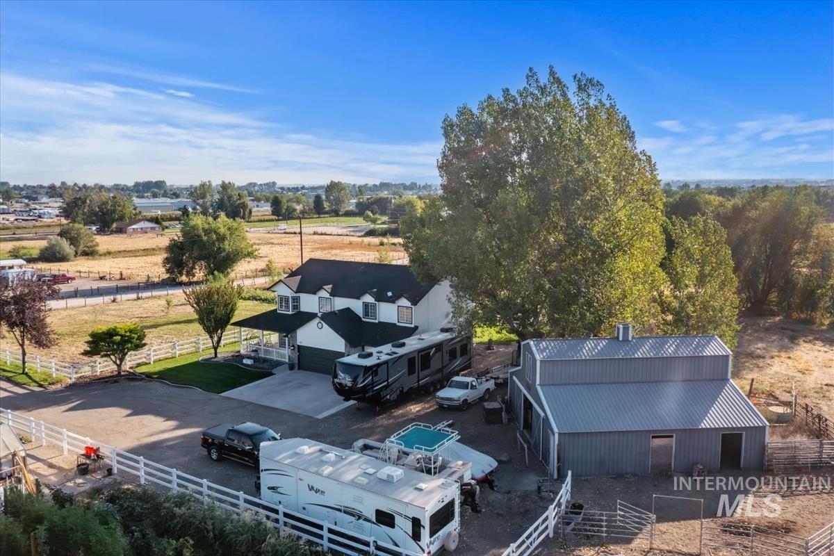 83 E Little Hawk Lane, Kuna, Idaho 83634, 5 Bedrooms, 3 Bathrooms, Residential For Sale, Price $1,225,000,MLS 98999546