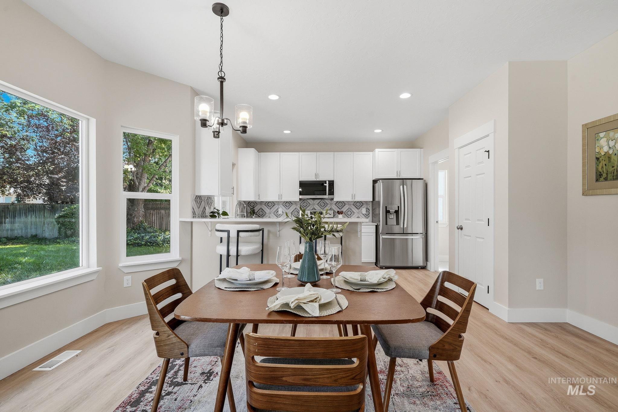 1054 N Carmen Ave, Boise, Idaho 83704, 3 Bedrooms, 2.5 Bathrooms, Residential For Sale, Price $529,900, 98999547