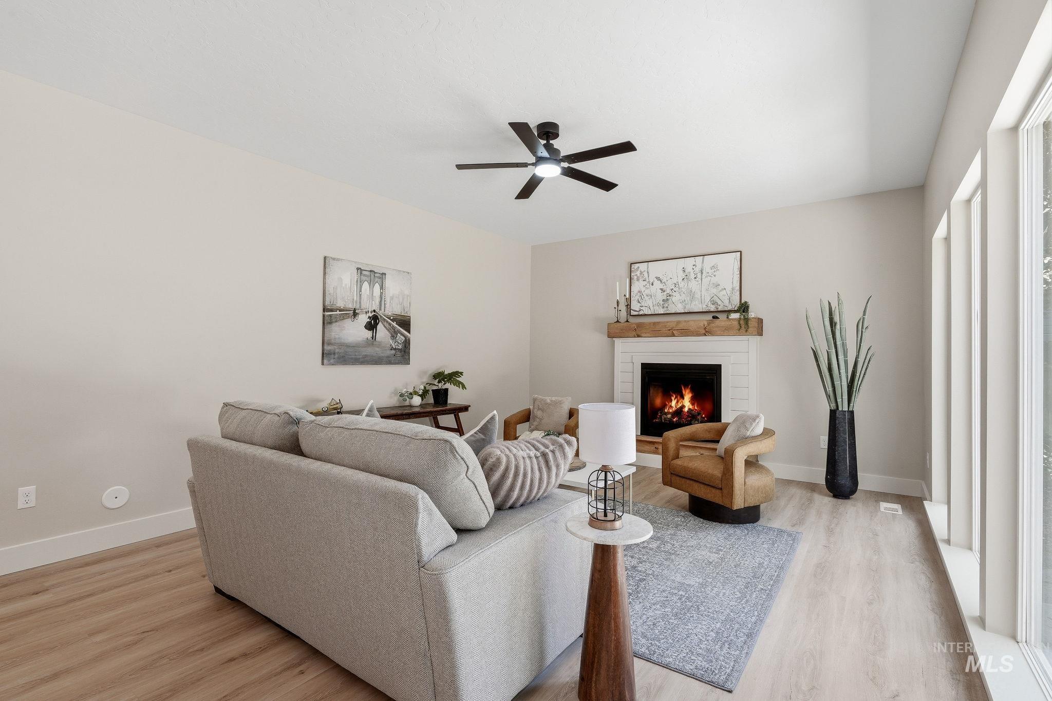 1054 N Carmen Ave, Boise, Idaho 83704, 3 Bedrooms, 2.5 Bathrooms, Residential For Sale, Price $529,900, 98999547