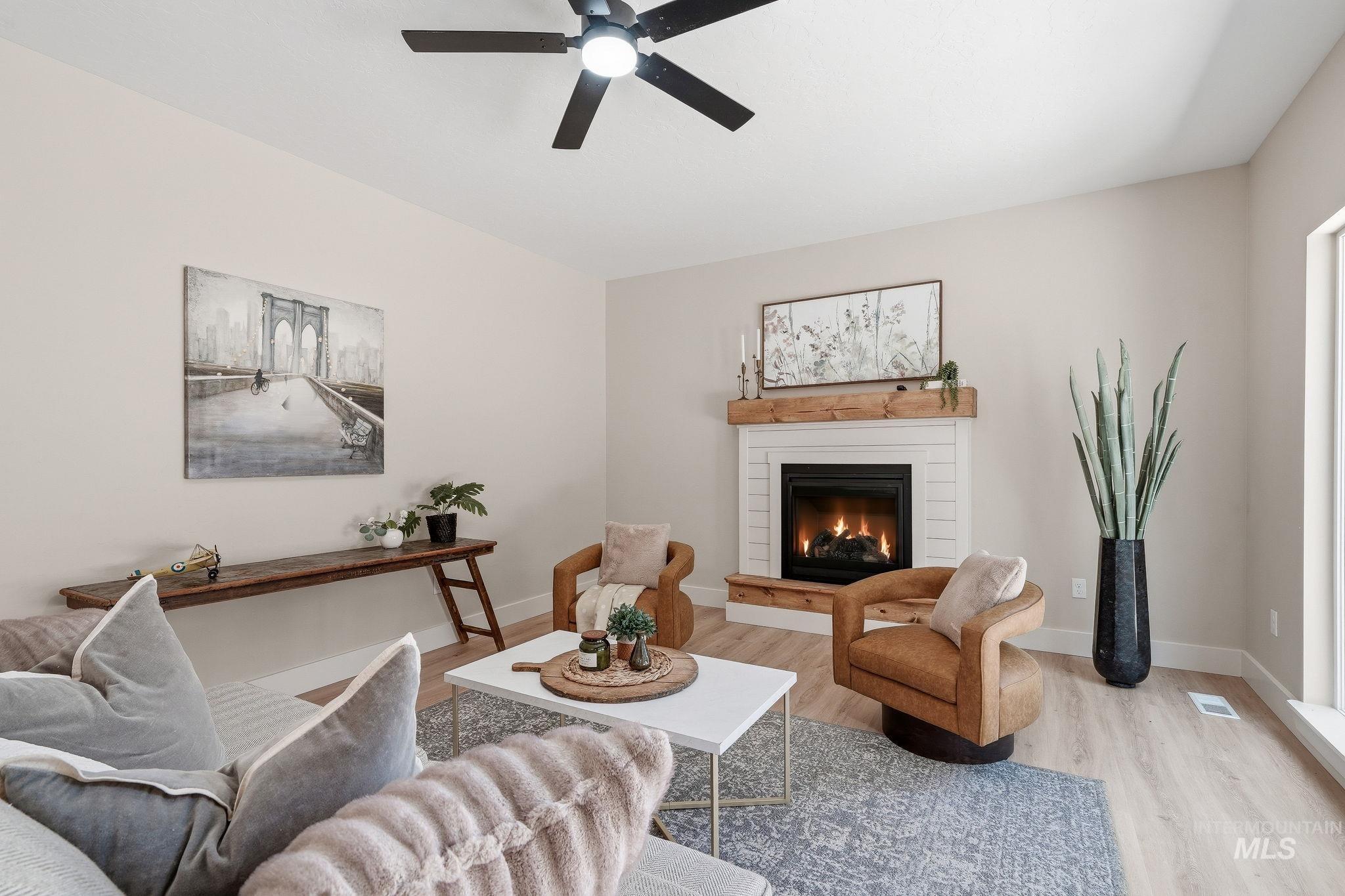 1054 N Carmen Ave, Boise, Idaho 83704, 3 Bedrooms, 2.5 Bathrooms, Residential For Sale, Price $529,900, 98999547