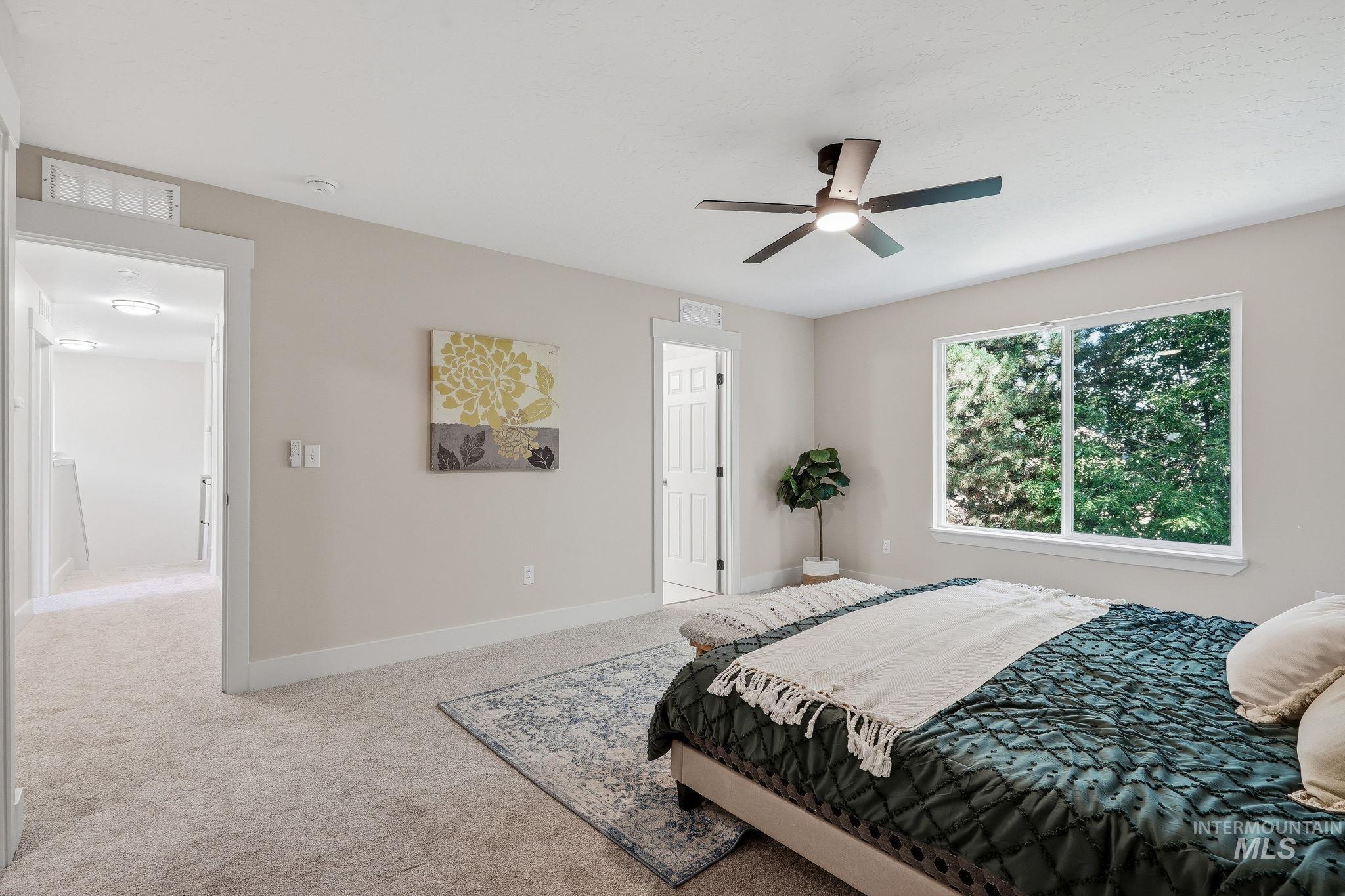 1054 N Carmen Ave, Boise, Idaho 83704, 3 Bedrooms, 2.5 Bathrooms, Residential For Sale, Price $529,900, 98999547