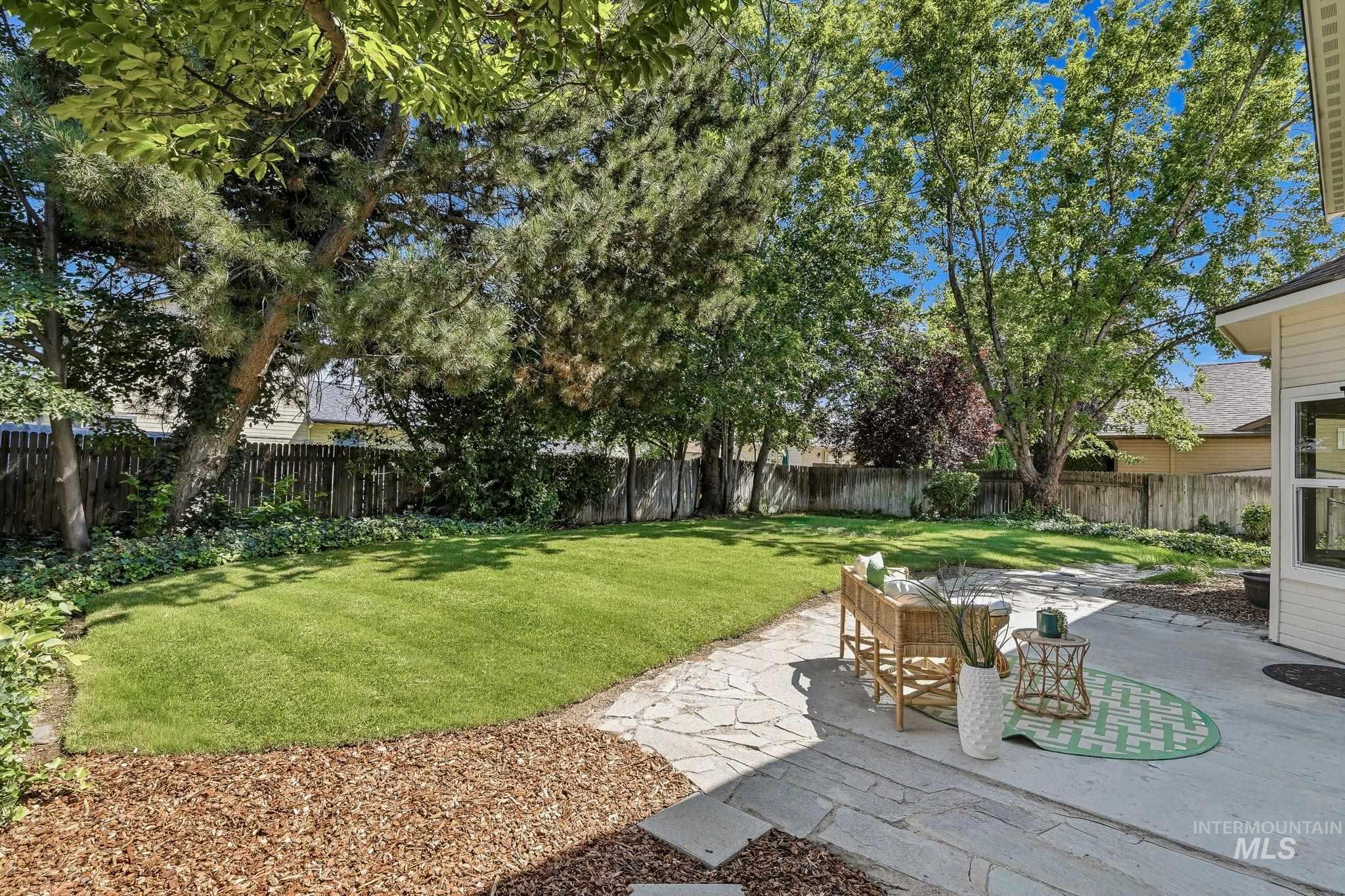 1054 N Carmen Ave, Boise, Idaho 83704, 3 Bedrooms, 2.5 Bathrooms, Residential For Sale, Price $529,900, 98999547