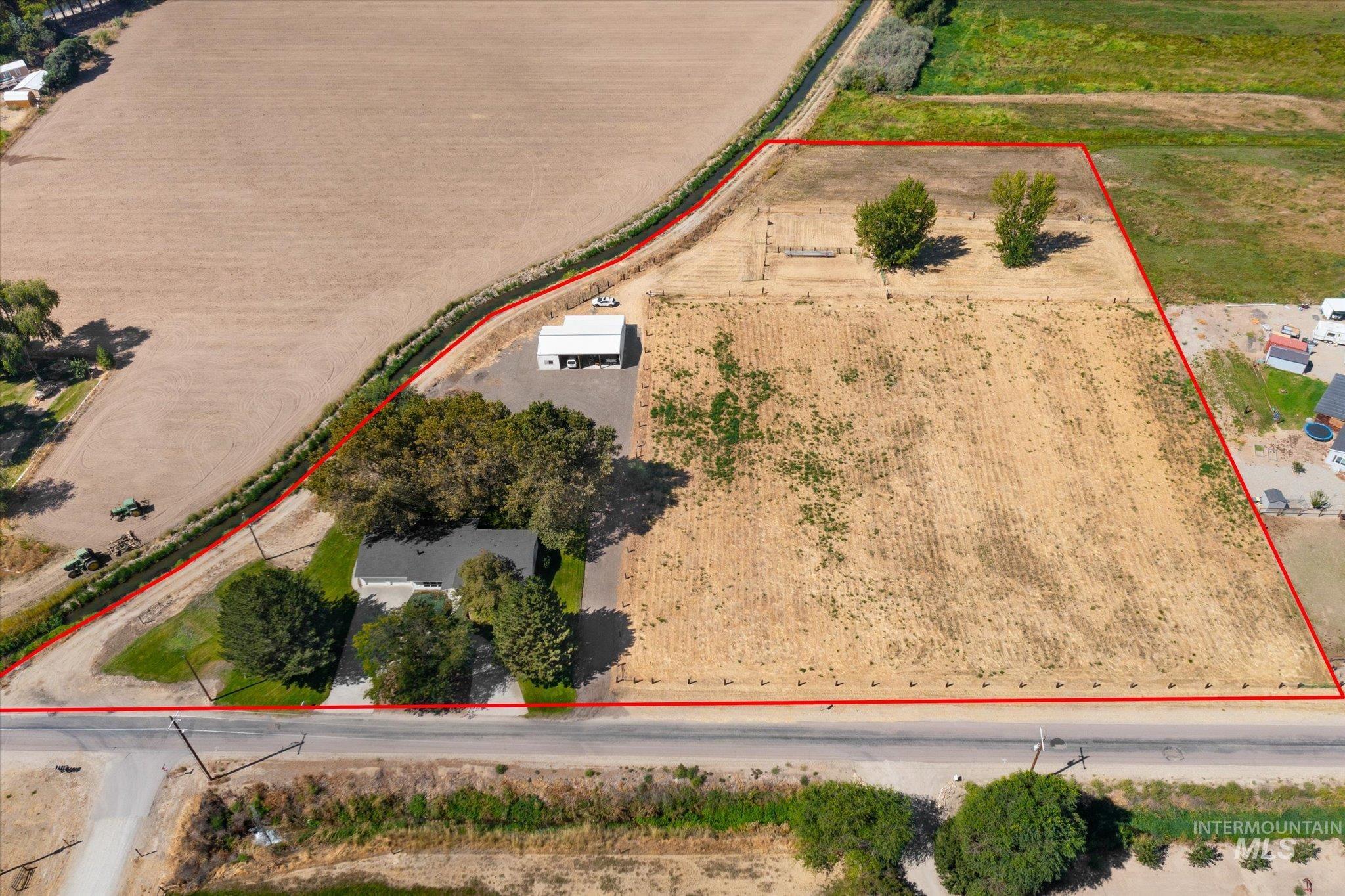 3733 Little Rock Rd, Emmett, Idaho 83617, 3 Bedrooms, 2.5 Bathrooms, Residential For Sale, Price $789,000,MLS 98999549