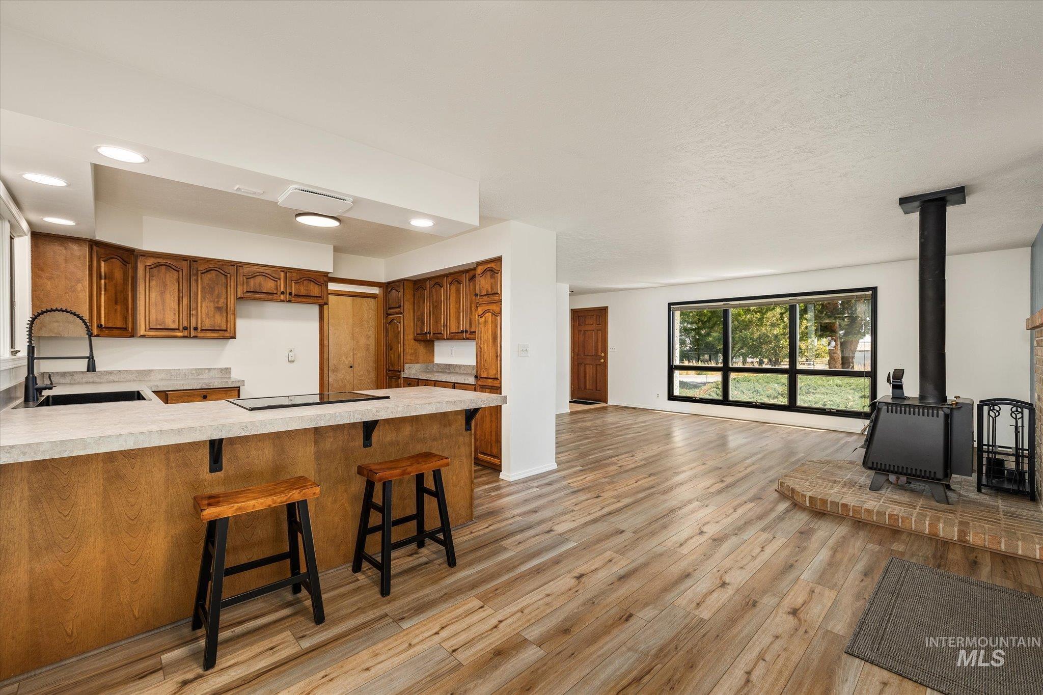3733 Little Rock Rd, Emmett, Idaho 83617, 3 Bedrooms, 2.5 Bathrooms, Residential For Sale, Price $789,000,MLS 98999549