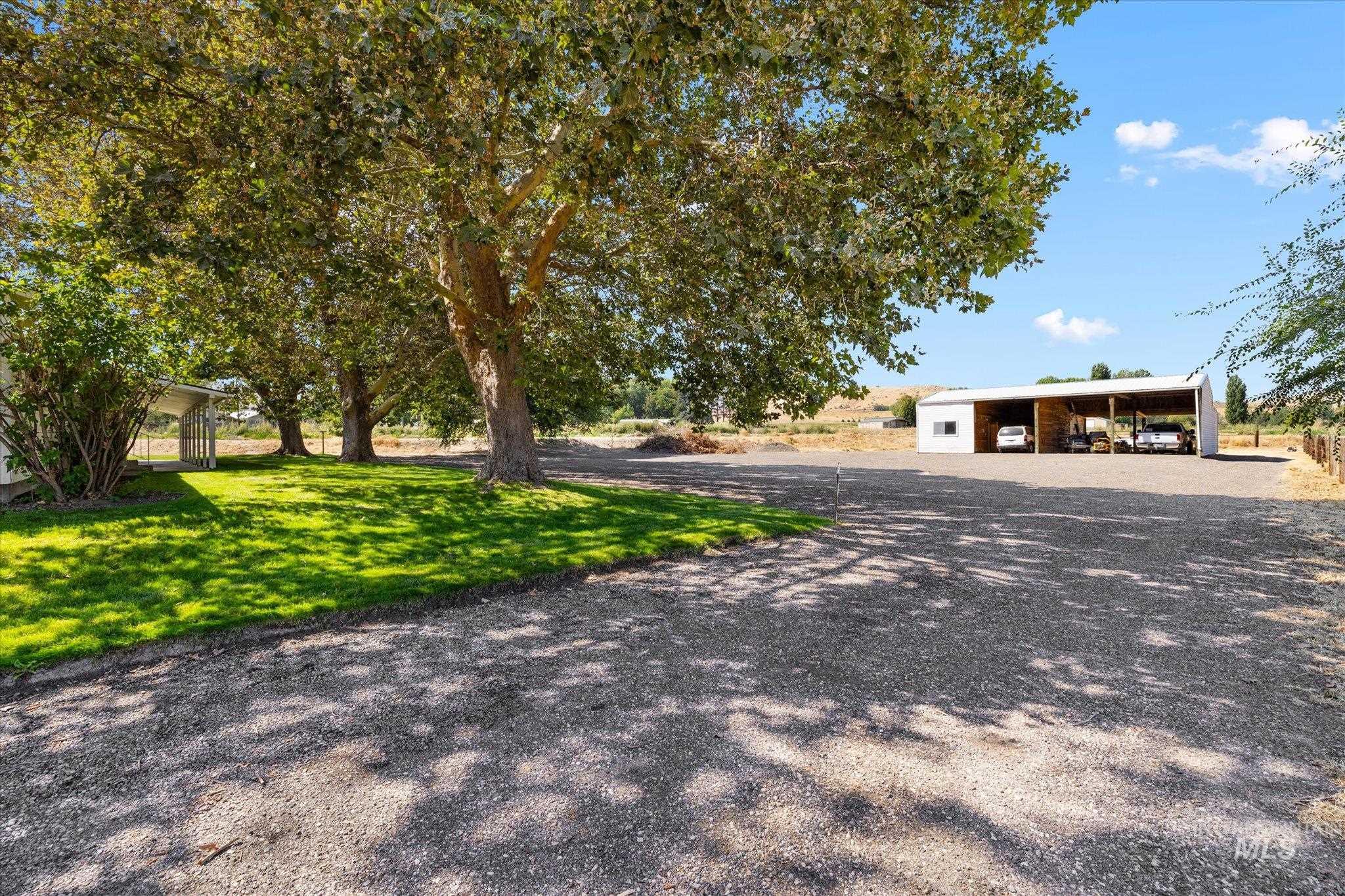3733 Little Rock Rd, Emmett, Idaho 83617, 3 Bedrooms, 2.5 Bathrooms, Residential For Sale, Price $789,000,MLS 98999549