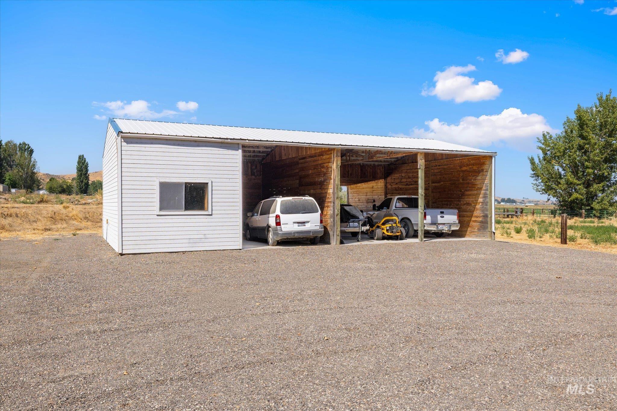 3733 Little Rock Rd, Emmett, Idaho 83617, 3 Bedrooms, 2.5 Bathrooms, Residential For Sale, Price $789,000,MLS 98999549
