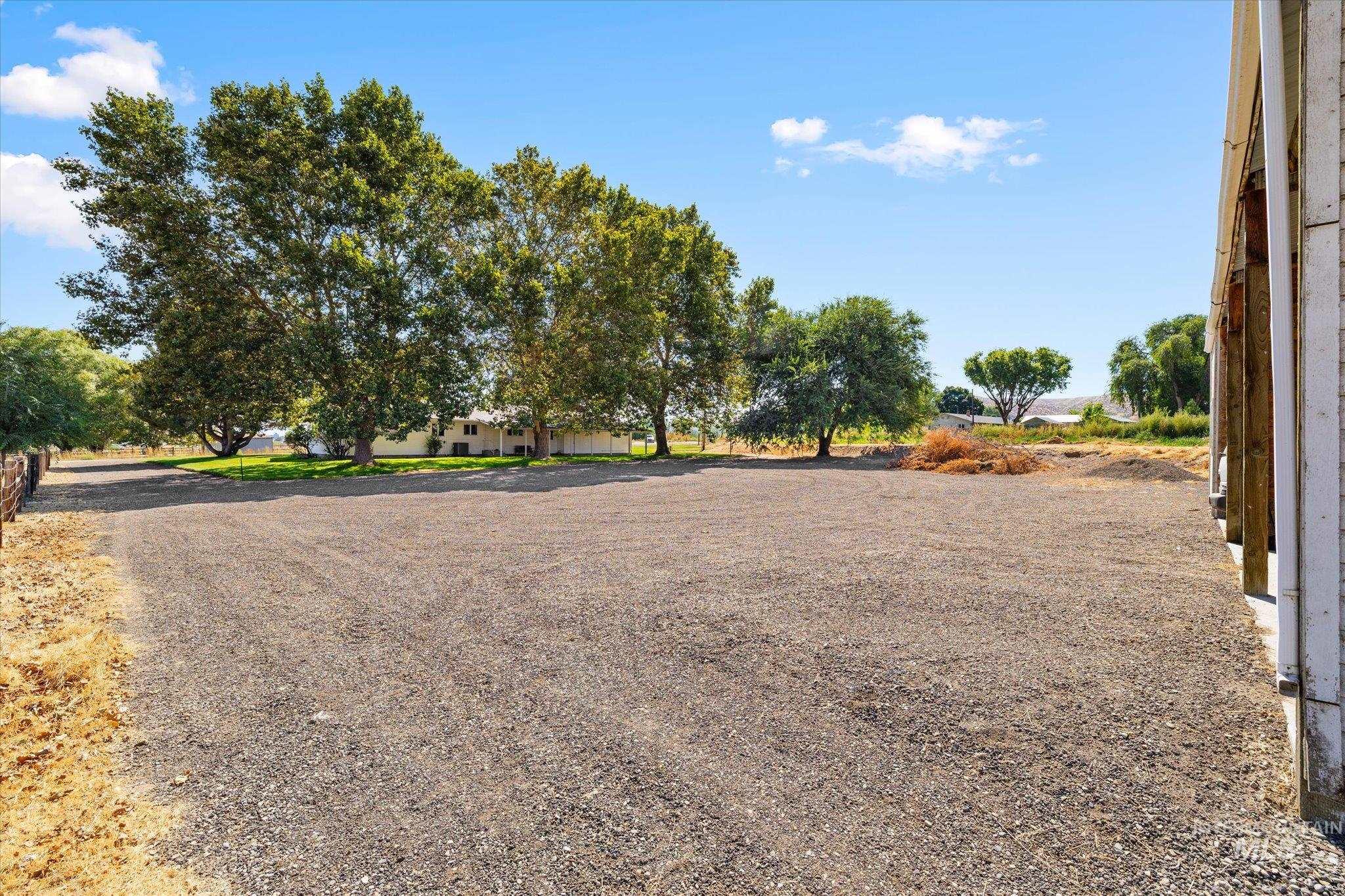 3733 Little Rock Rd, Emmett, Idaho 83617, 3 Bedrooms, 2.5 Bathrooms, Residential For Sale, Price $789,000,MLS 98999549