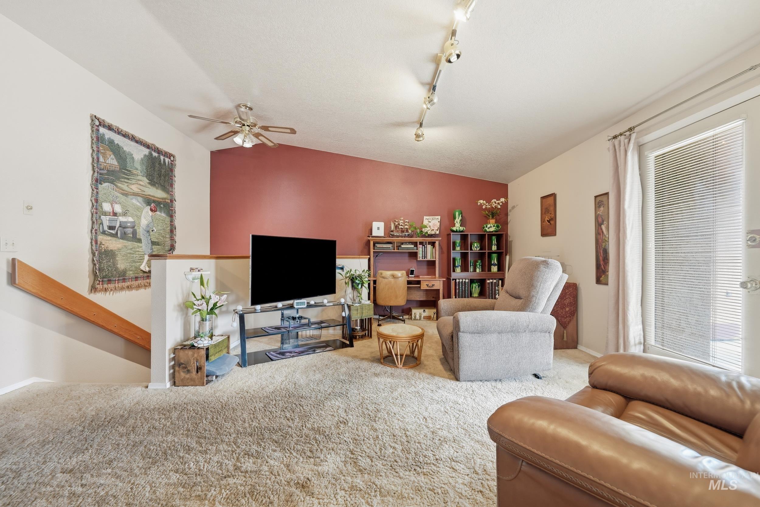 10146 Vistair Pl, Payette, Idaho 83661, 3 Bedrooms, 3 Bathrooms, Residential For Sale, Price $524,900, 98999550
