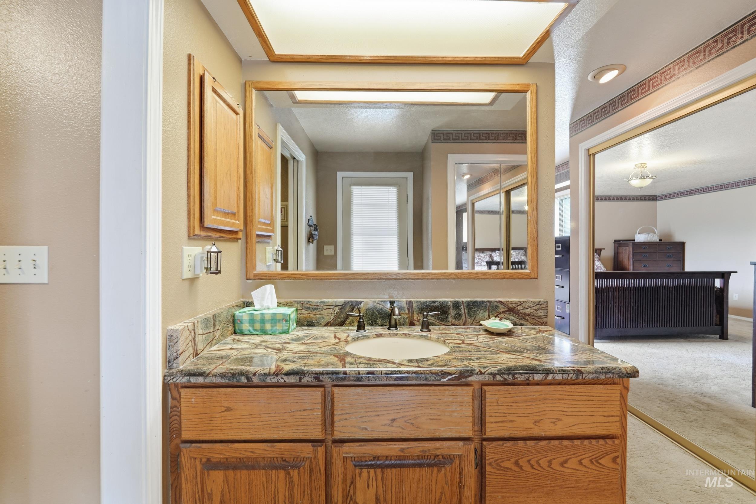 10146 Vistair Pl, Payette, Idaho 83661, 3 Bedrooms, 3 Bathrooms, Residential For Sale, Price $524,900, 98999550