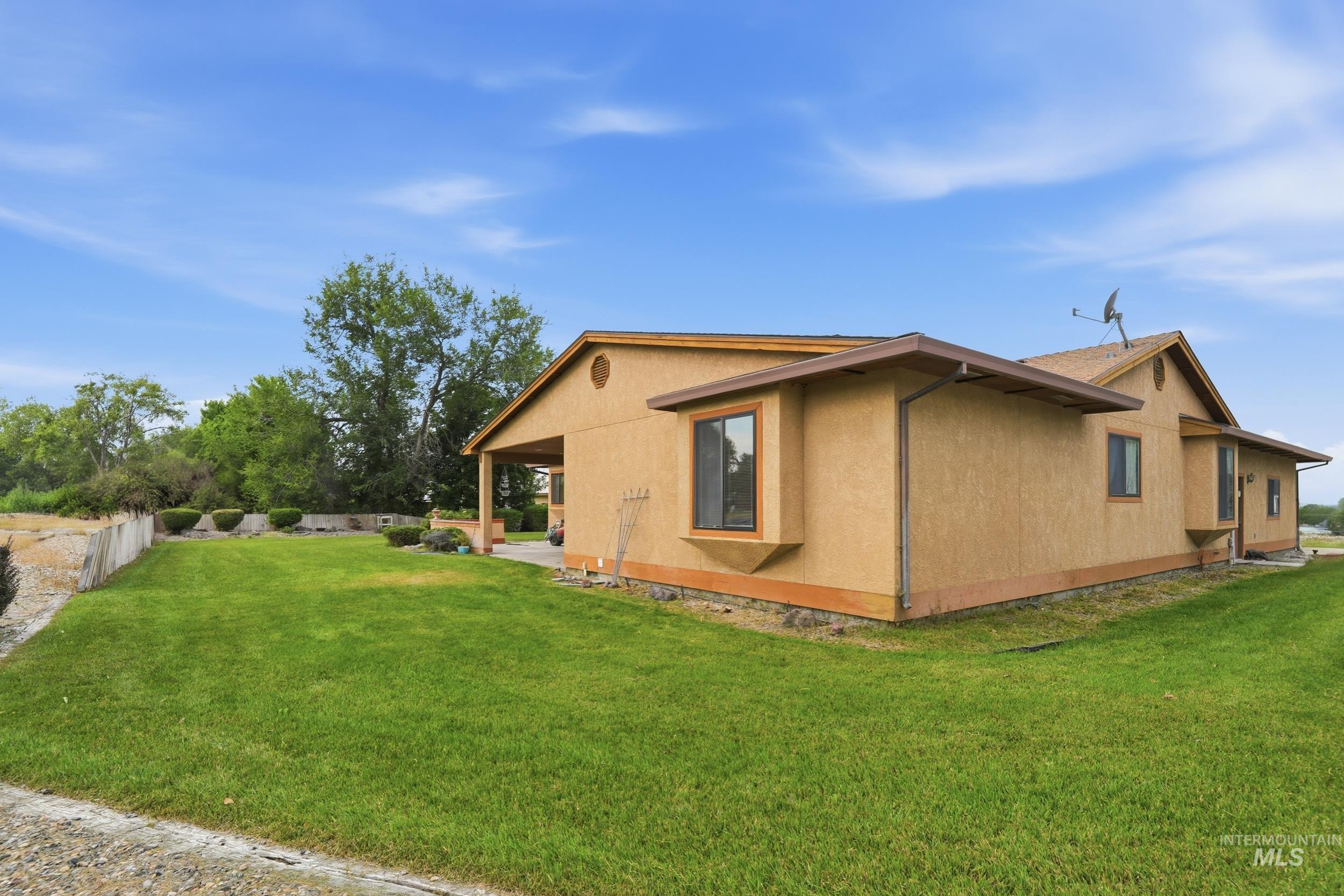 10146 Vistair Pl, Payette, Idaho 83661, 3 Bedrooms, 3 Bathrooms, Residential For Sale, Price $524,900, 98999550