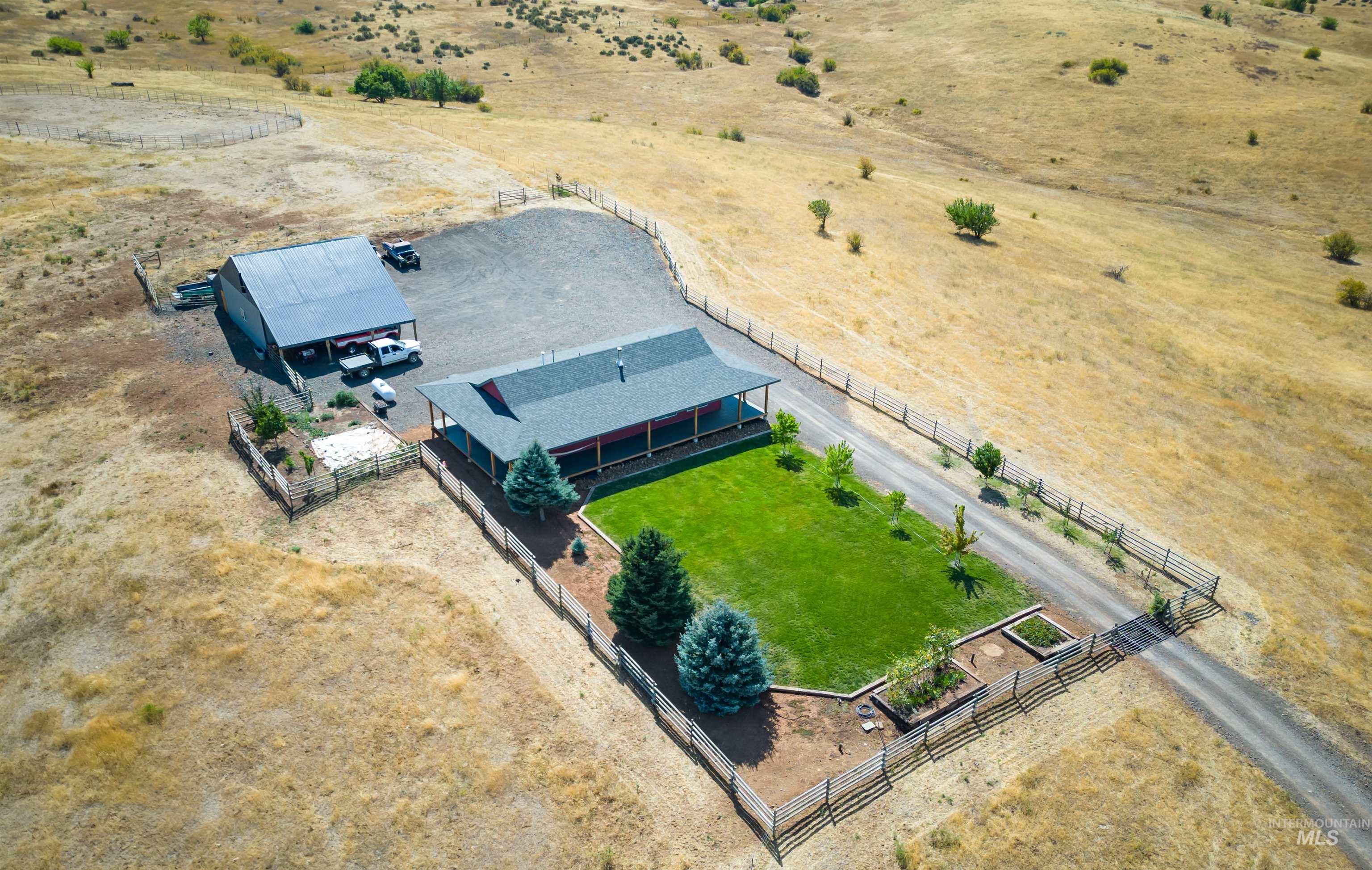 2115 Kilborn Ln, Mesa, Idaho 83643, 2 Bedrooms, 2 Bathrooms, Residential For Sale, Price $745,000,MLS 98999554