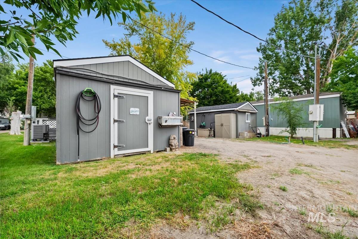 4030 River Resort Drive, Homedale, Idaho 83628, 2 Bedrooms, 2 Bathrooms, Residential For Sale, Price $139,990,MLS 98999555