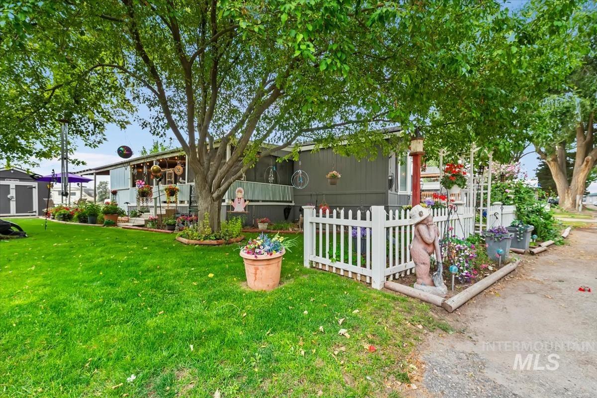 4030 River Resort Drive, Homedale, Idaho 83628, 2 Bedrooms, 2 Bathrooms, Residential For Sale, Price $139,990,MLS 98999555
