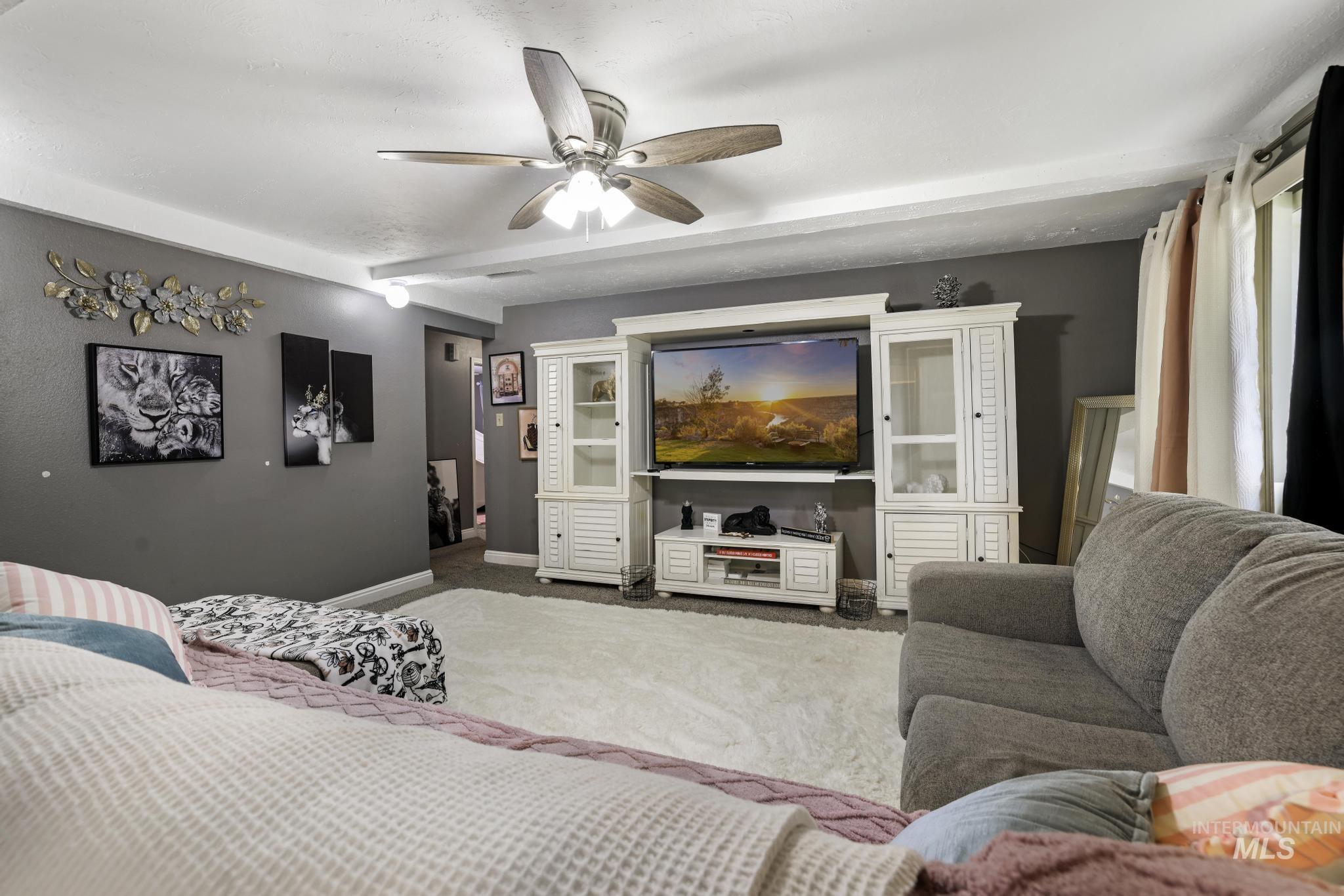 1755 2nd Ave E, Twin Falls, Idaho 83301, 3 Bedrooms, 2 Bathrooms, Residential For Sale, Price $325,000,MLS 98999557