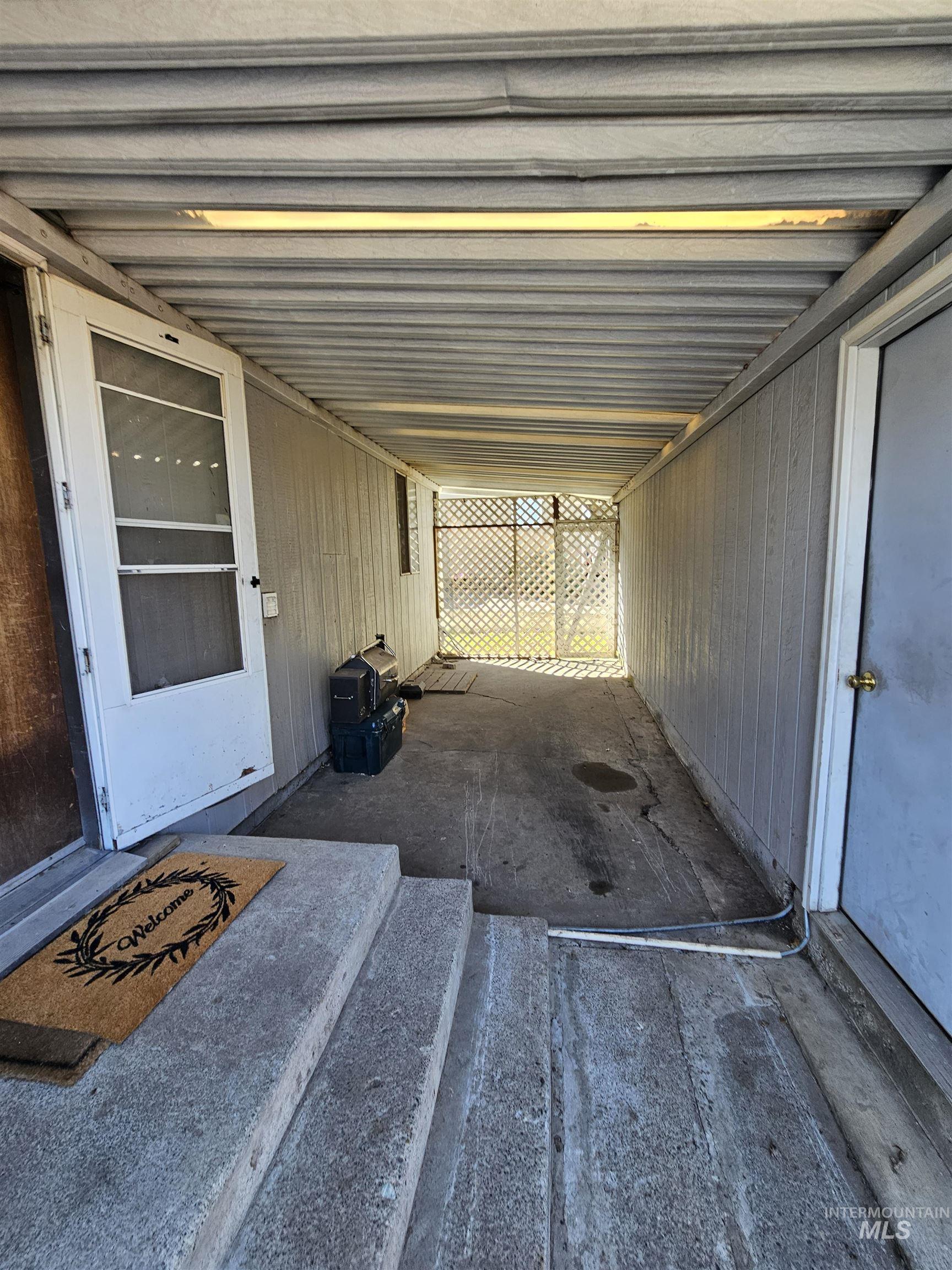 1407 & 1407 1/2 Burrell Ave, Lewiston, Idaho 83501, 3 Bedrooms, 1 Bathroom, Residential Income For Sale, Price $399,900, 98999558