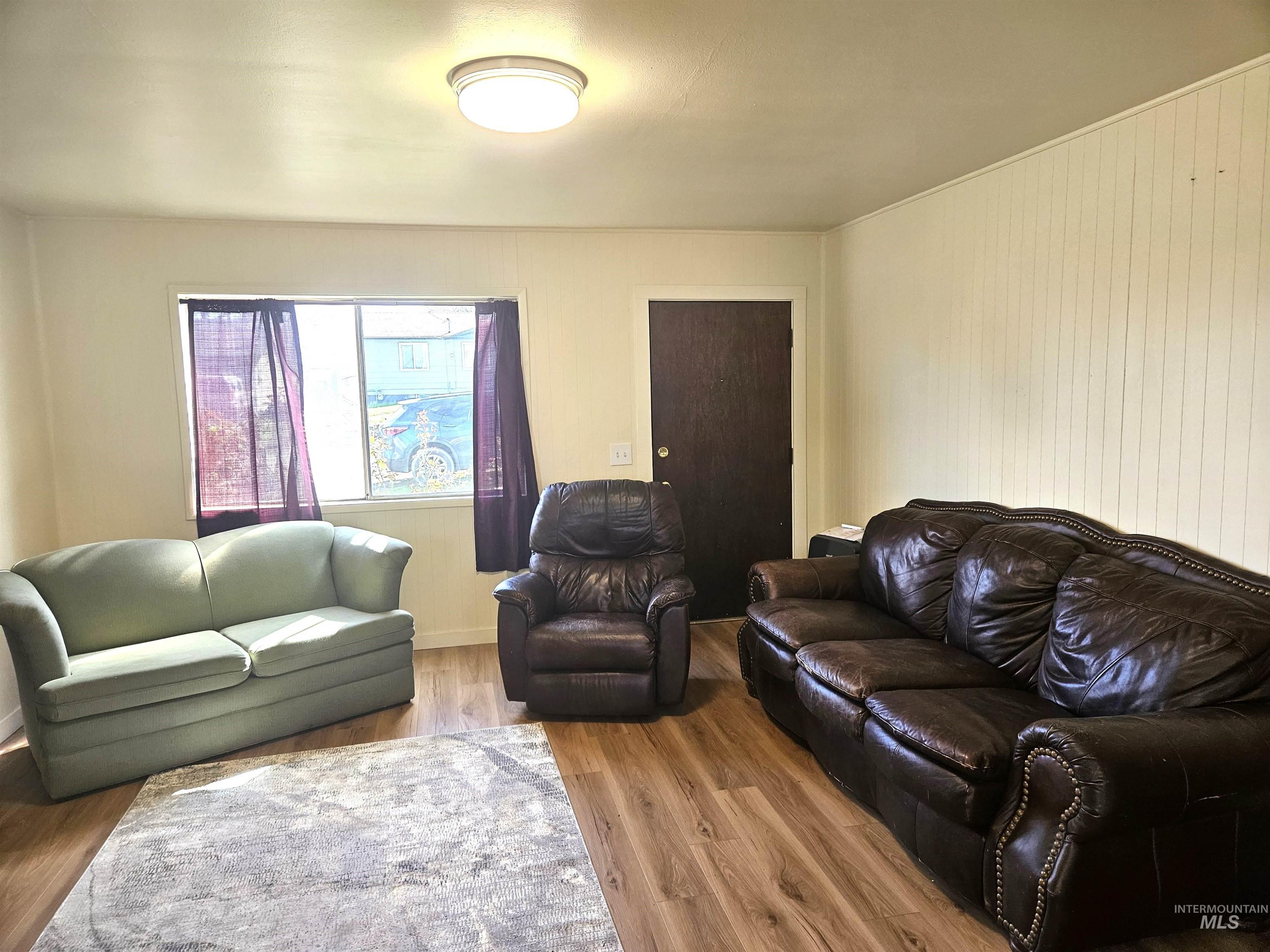 1407 & 1407 1/2 Burrell Ave, Lewiston, Idaho 83501, 3 Bedrooms, 1 Bathroom, Residential Income For Sale, Price $399,900, 98999558
