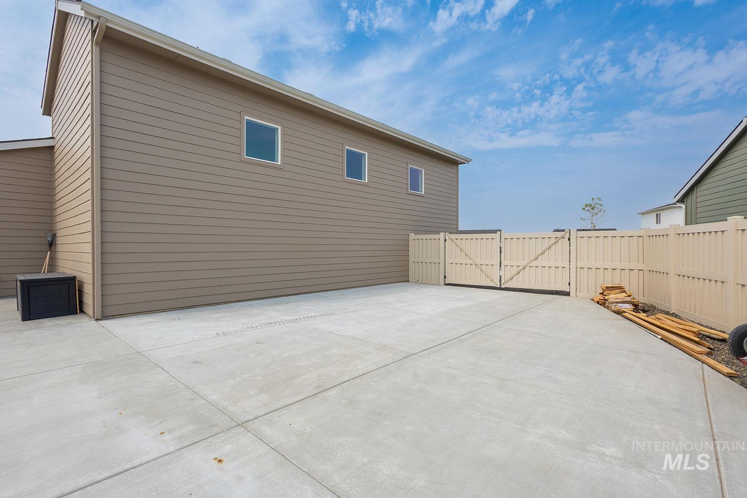 1926 Chokecherry Ave, Middleton, Idaho 83644, 3 Bedrooms, 2 Bathrooms, Residential For Sale, Price $530,000, 98999564