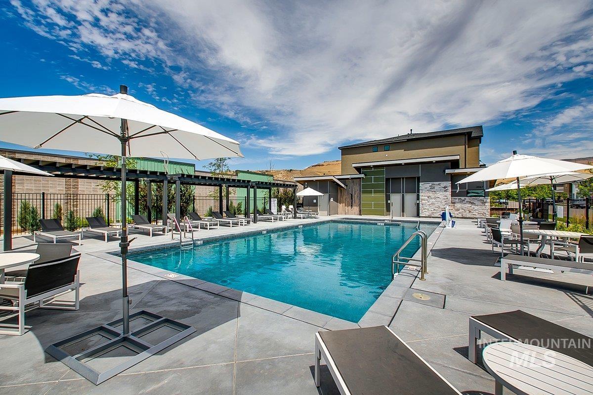 4430 E Haystack St, Boise, Idaho 83716, 2 Bedrooms, 2 Bathrooms, Residential For Sale, Price $489,900, 98999565
