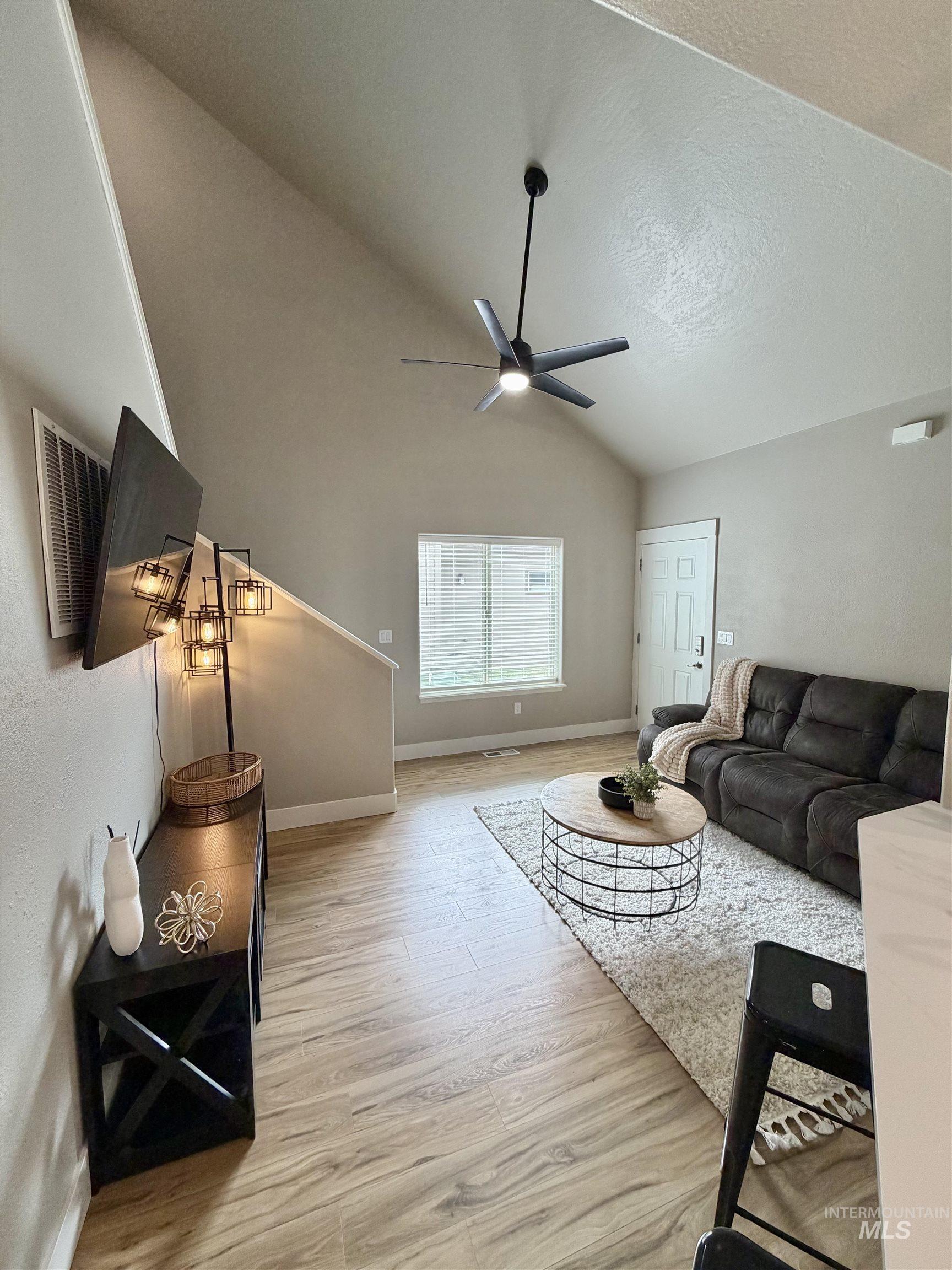 26 Mangum Circle, Donnelly, Idaho 83615, 3 Bedrooms, 2 Bathrooms, Residential For Sale, Price $379,900,MLS 98999566