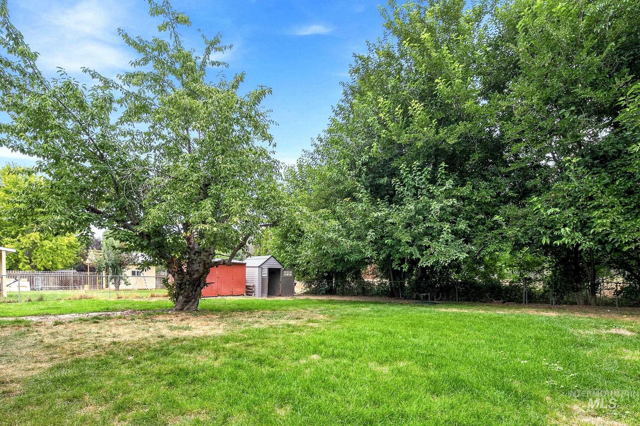 848 W Kinghorn Dr, Nampa, Idaho 83651, 4 Bedrooms, 1 Bathroom, Residential For Sale, Price $324,990,MLS 98999569