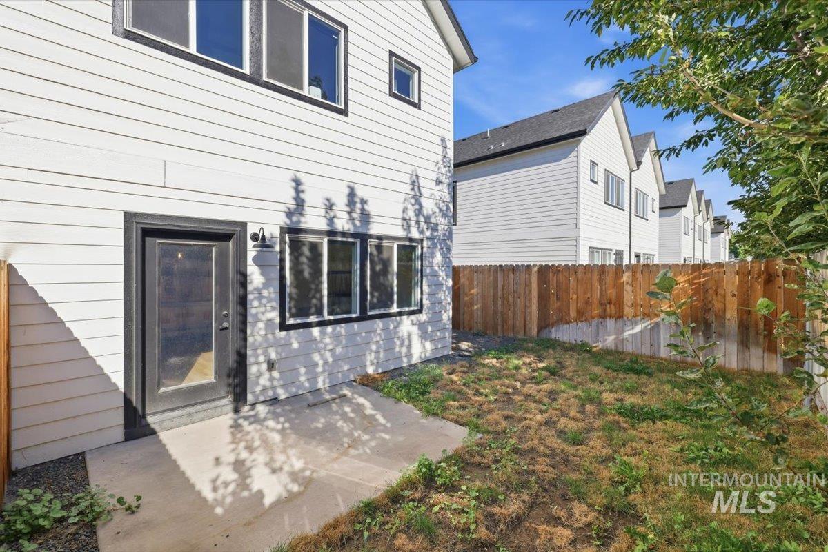 108 N Trifecta Lane, Nampa, Idaho 83651, 3 Bedrooms, 2.5 Bathrooms, Residential For Sale, Price $345,000,MLS 98999571