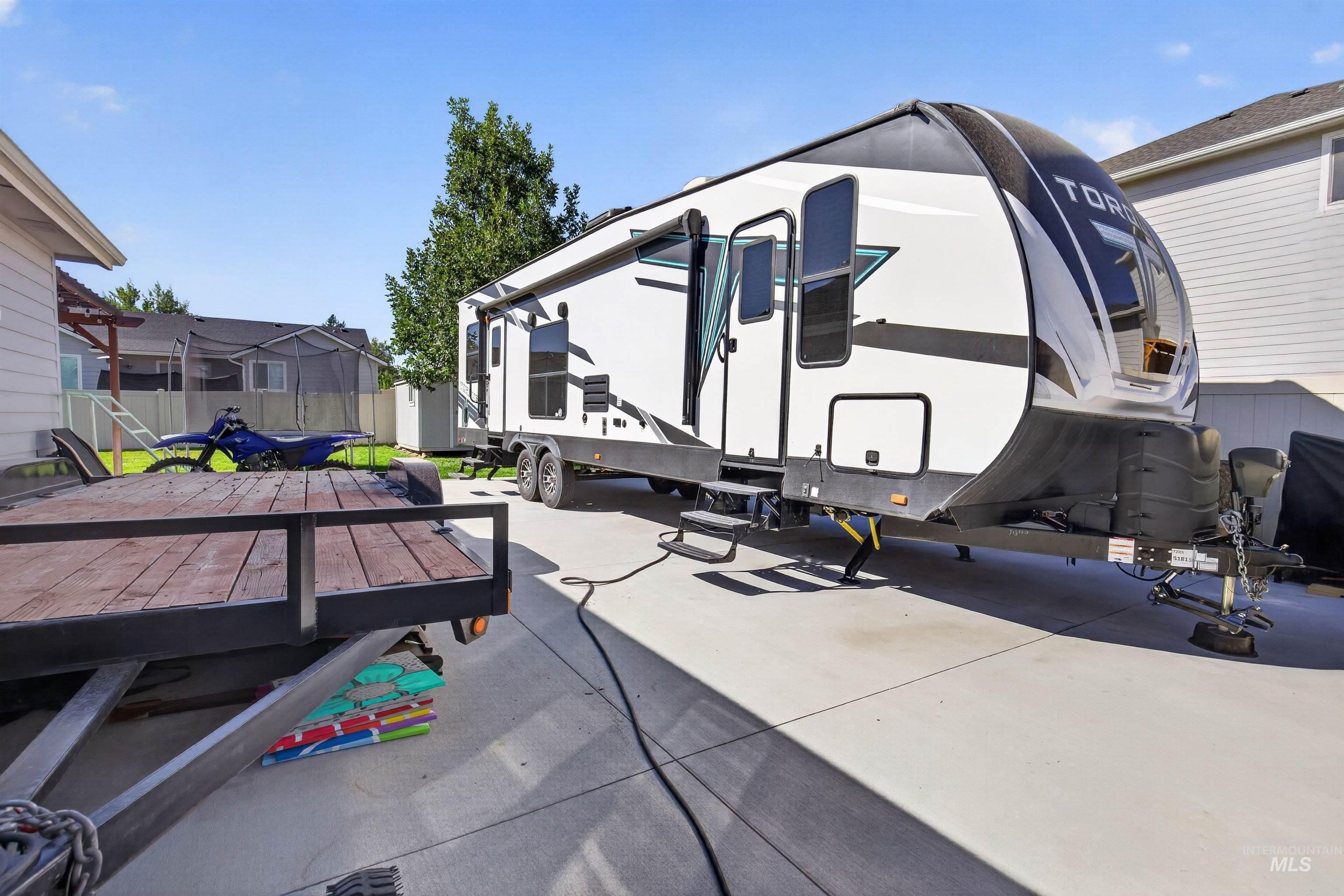 11945 W Netherland Drive, Boise, Idaho 83709, 3 Bedrooms, 2 Bathrooms, Residential For Sale, Price $599,900, 98999572