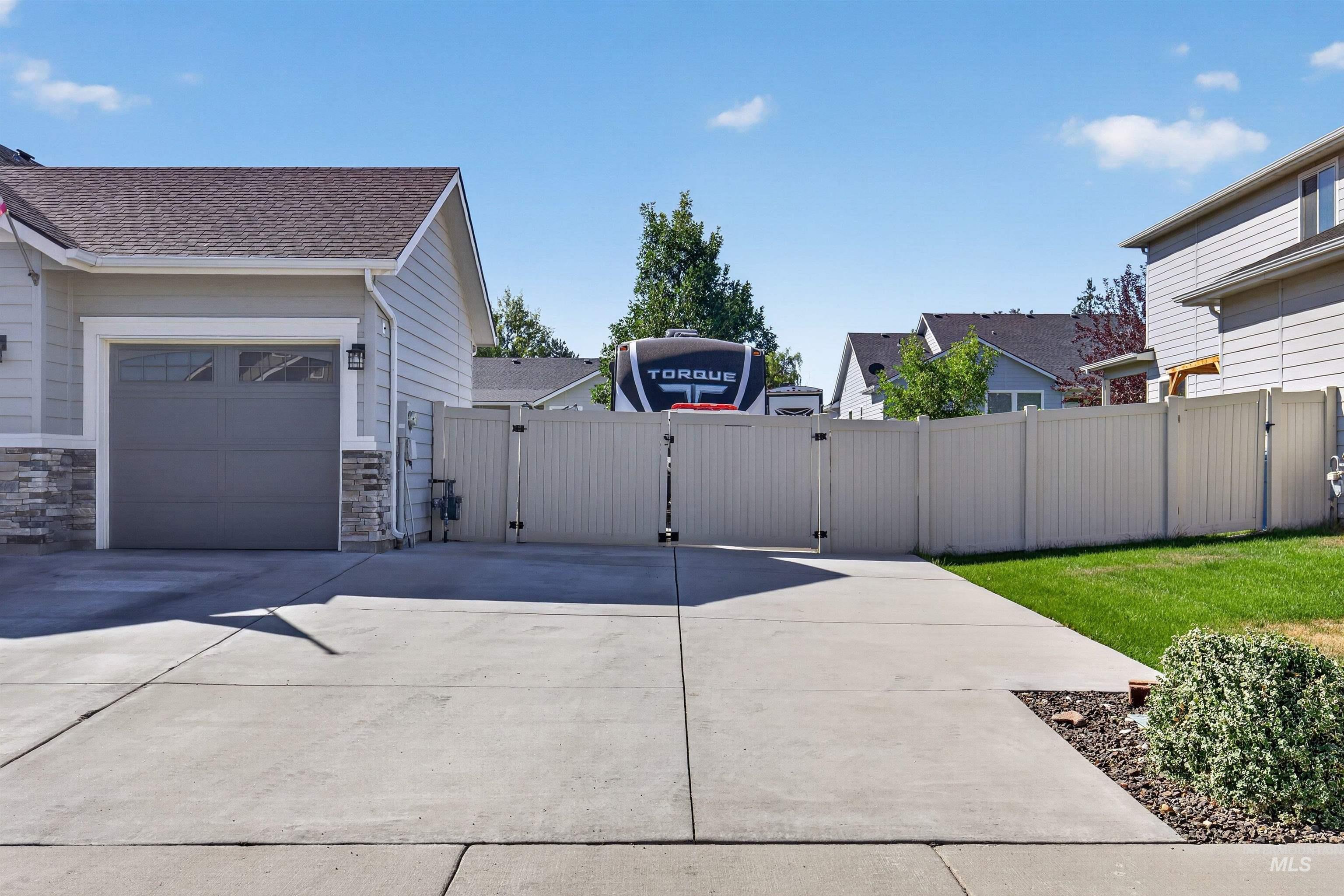 11945 W Netherland Drive, Boise, Idaho 83709, 3 Bedrooms, 2 Bathrooms, Residential For Sale, Price $599,900, 98999572