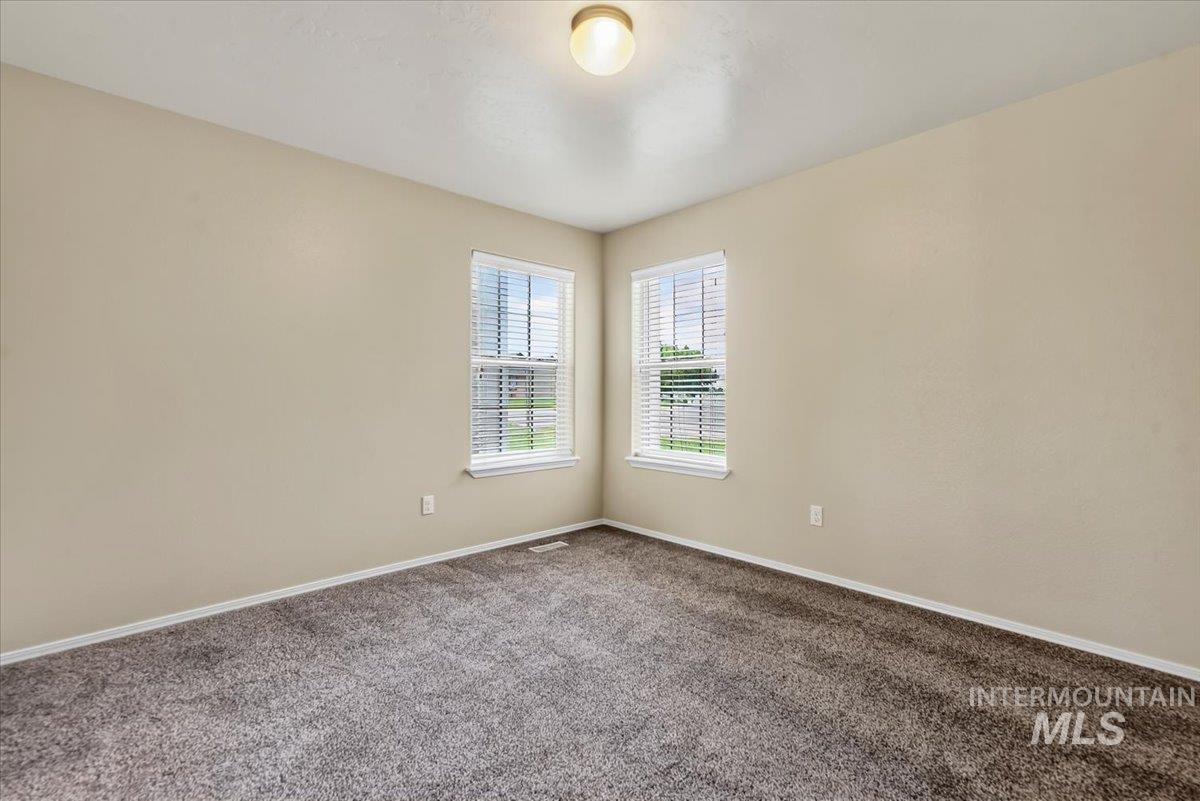 9138 S Red Delicious, Kuna, Idaho 83634, 4 Bedrooms, 3 Bathrooms, Residential For Sale, Price $500,000, 98999576