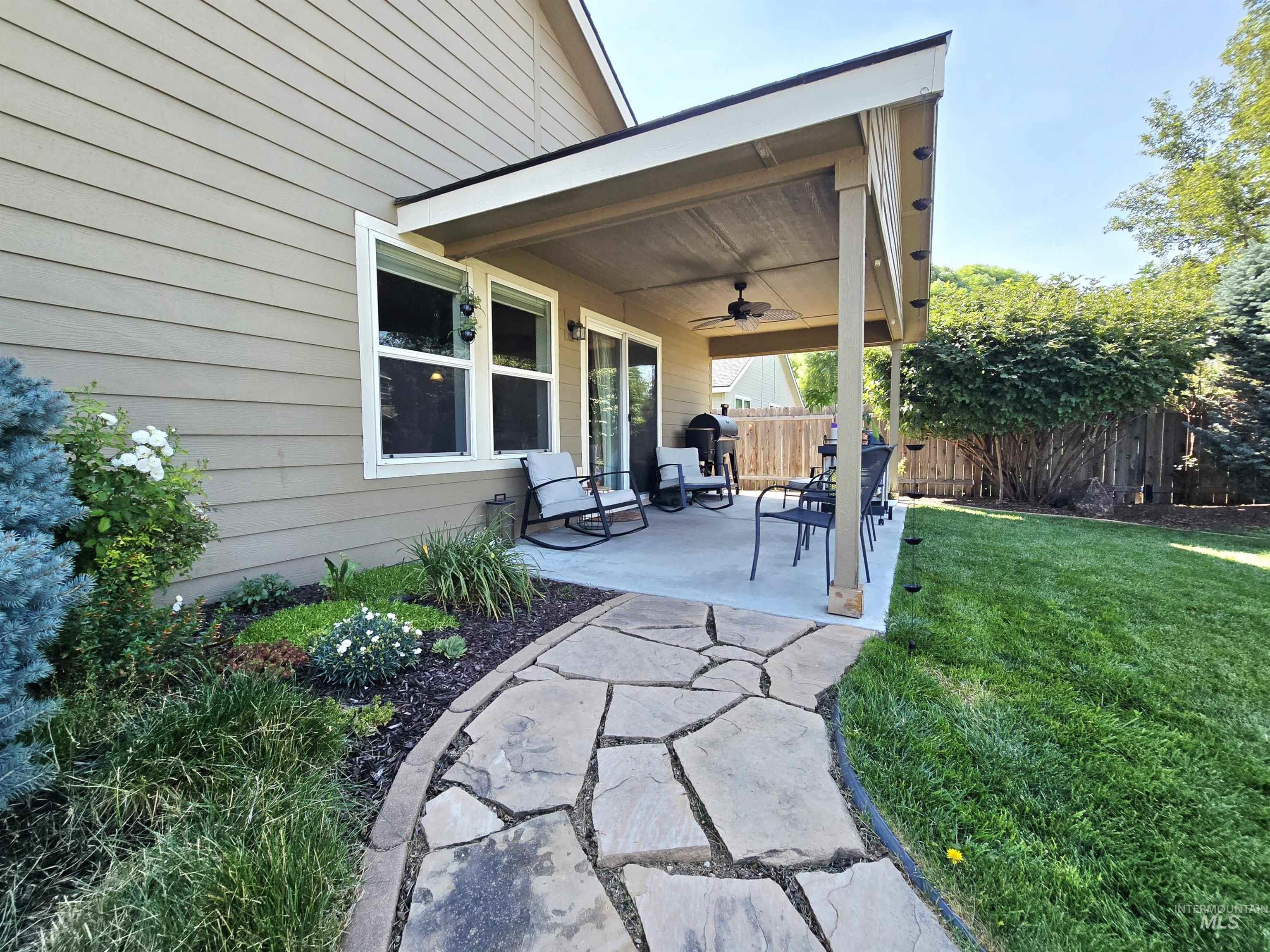 4447 N Weston Ave, Meridian, Idaho 83646, 3 Bedrooms, 2 Bathrooms, Residential For Sale, Price $499,900, 98999578