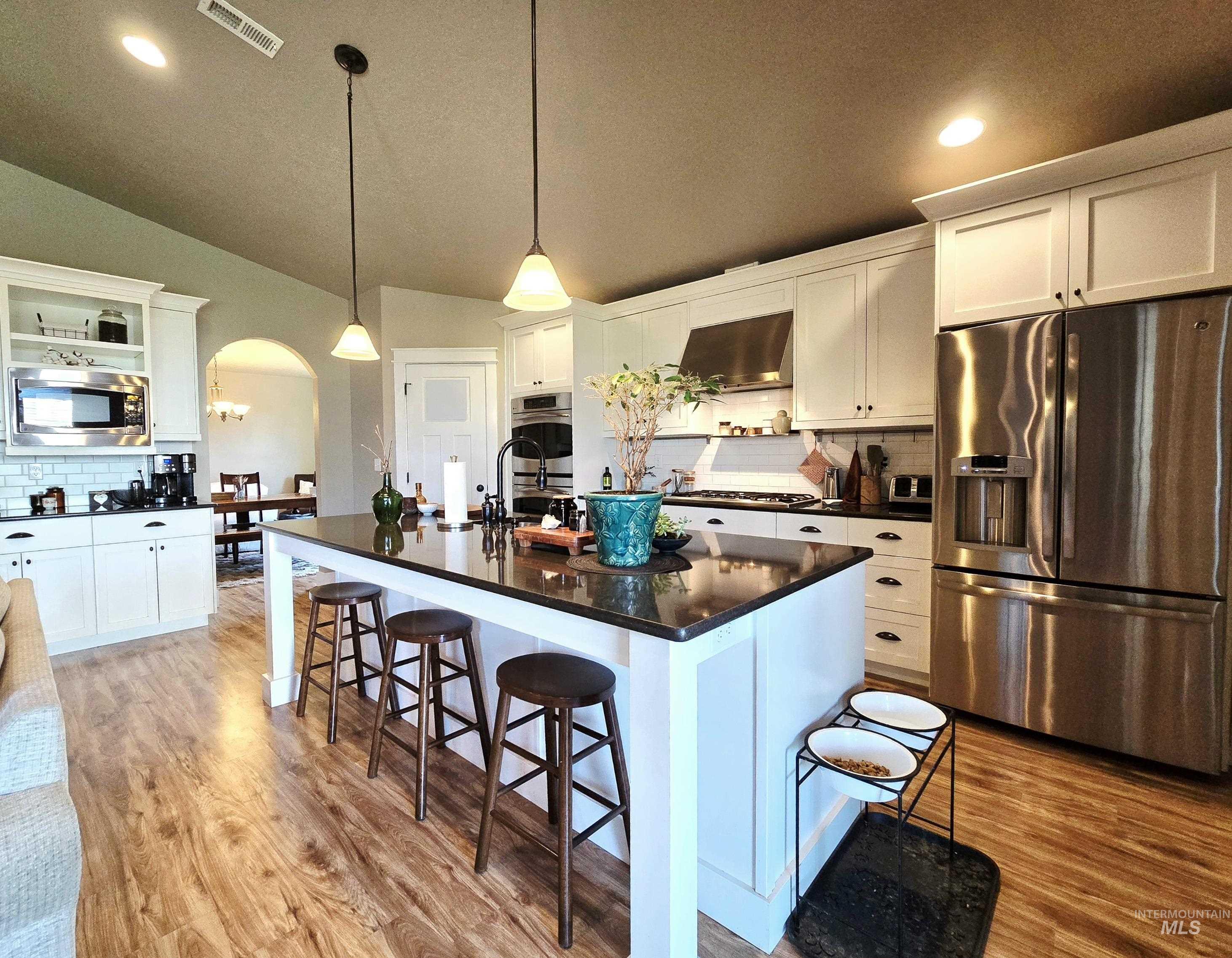 4447 N Weston Ave, Meridian, Idaho 83646, 3 Bedrooms, 2 Bathrooms, Residential For Sale, Price $499,900, 98999578