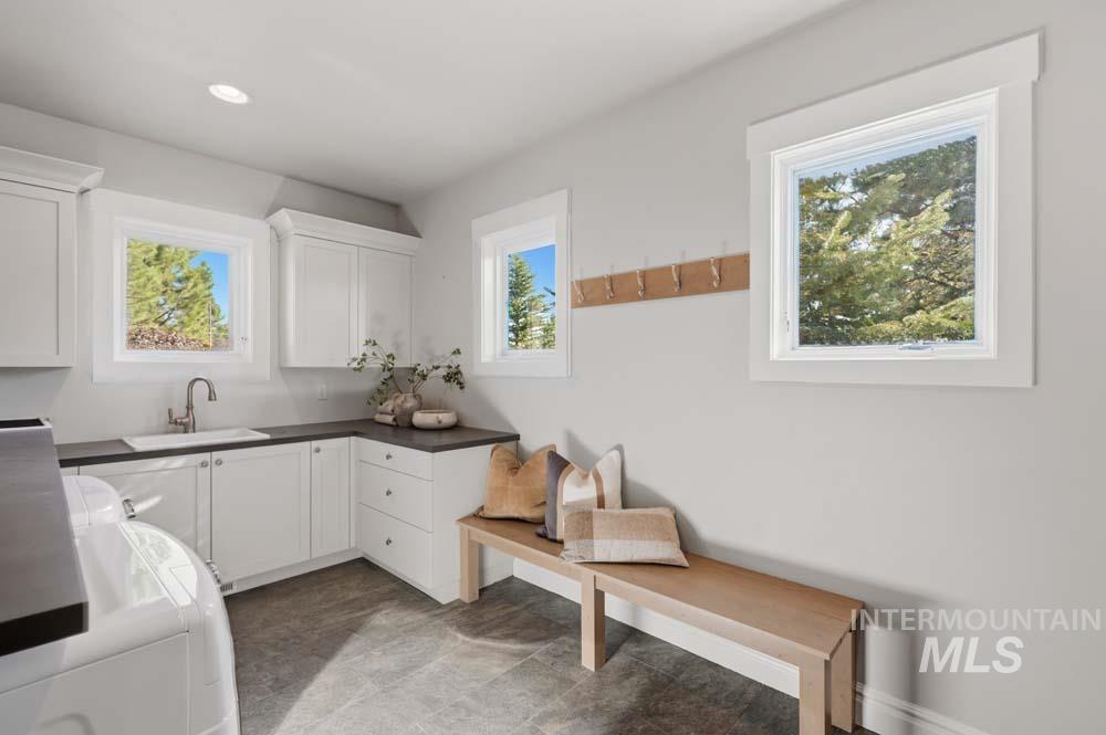 325 Whitetail Dr, McCall, Idaho 83638, 4 Bedrooms, 3.5 Bathrooms, Residential For Sale, Price $2,997,000,MLS 98999581