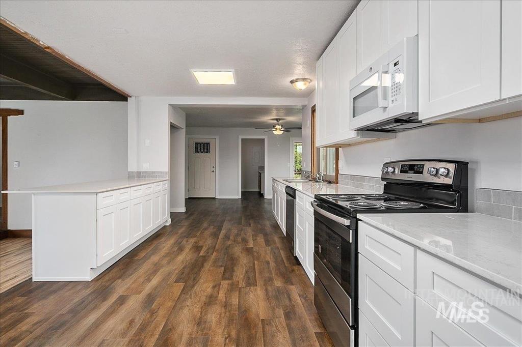 2304 N Montana Avenue, Caldwell, Idaho 83605, 1 Bedroom, 1 Bathroom, Residential Income For Sale, Price $799,900,MLS 98999582